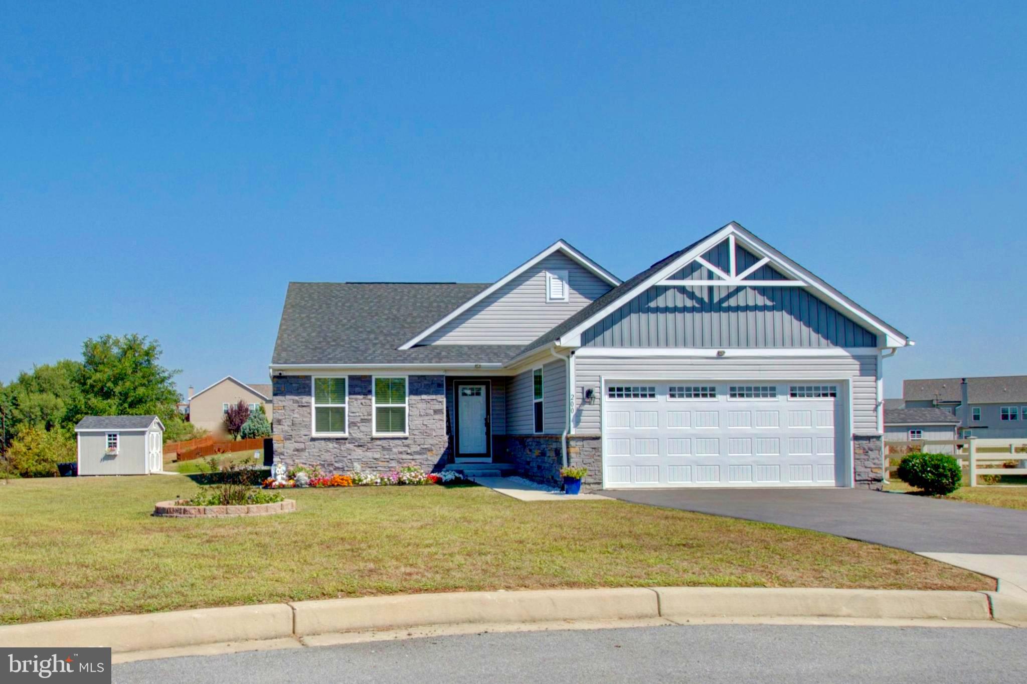 ARCADIA SPRINGS - Residential