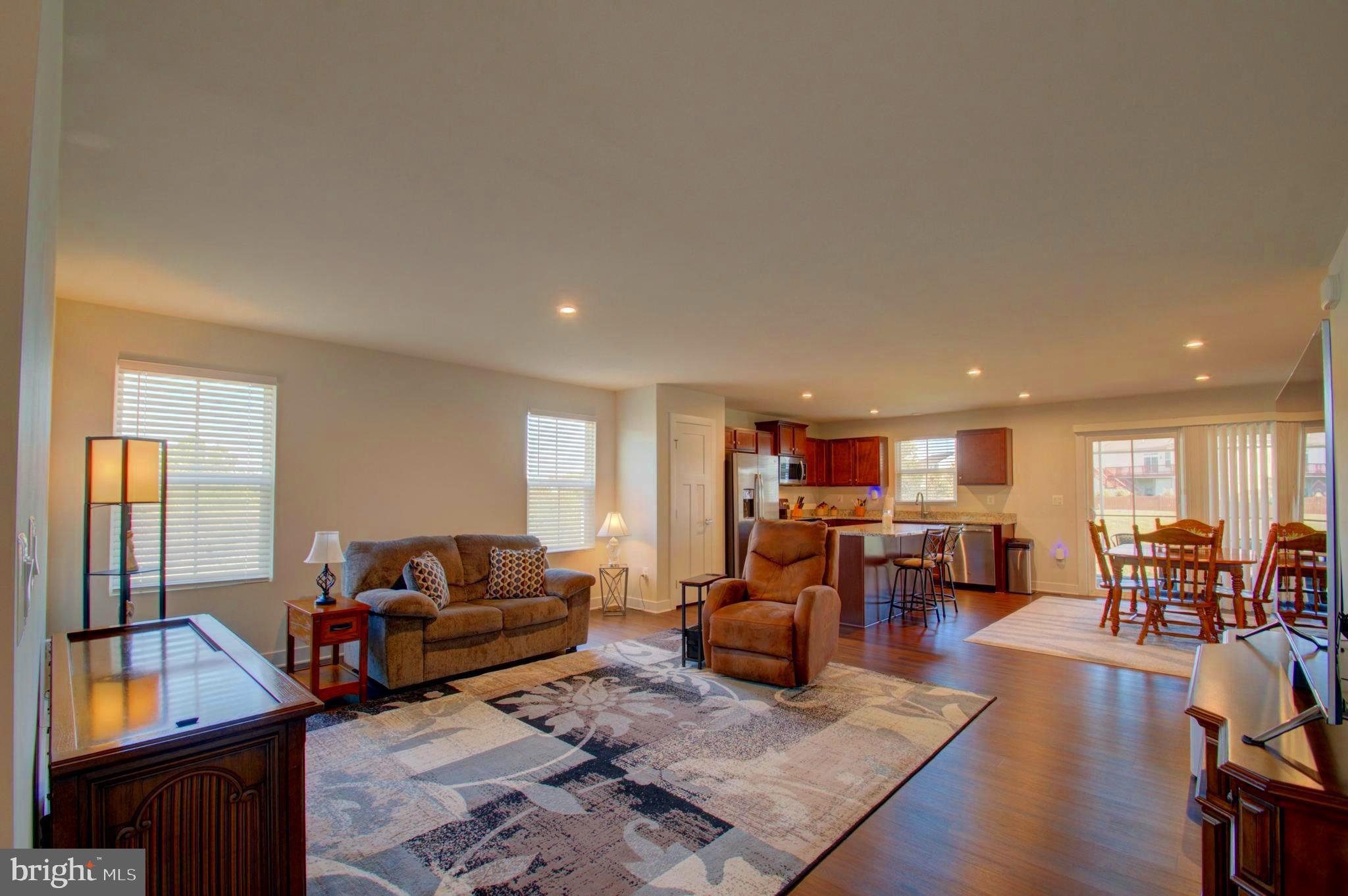 ARCADIA SPRINGS - Residential