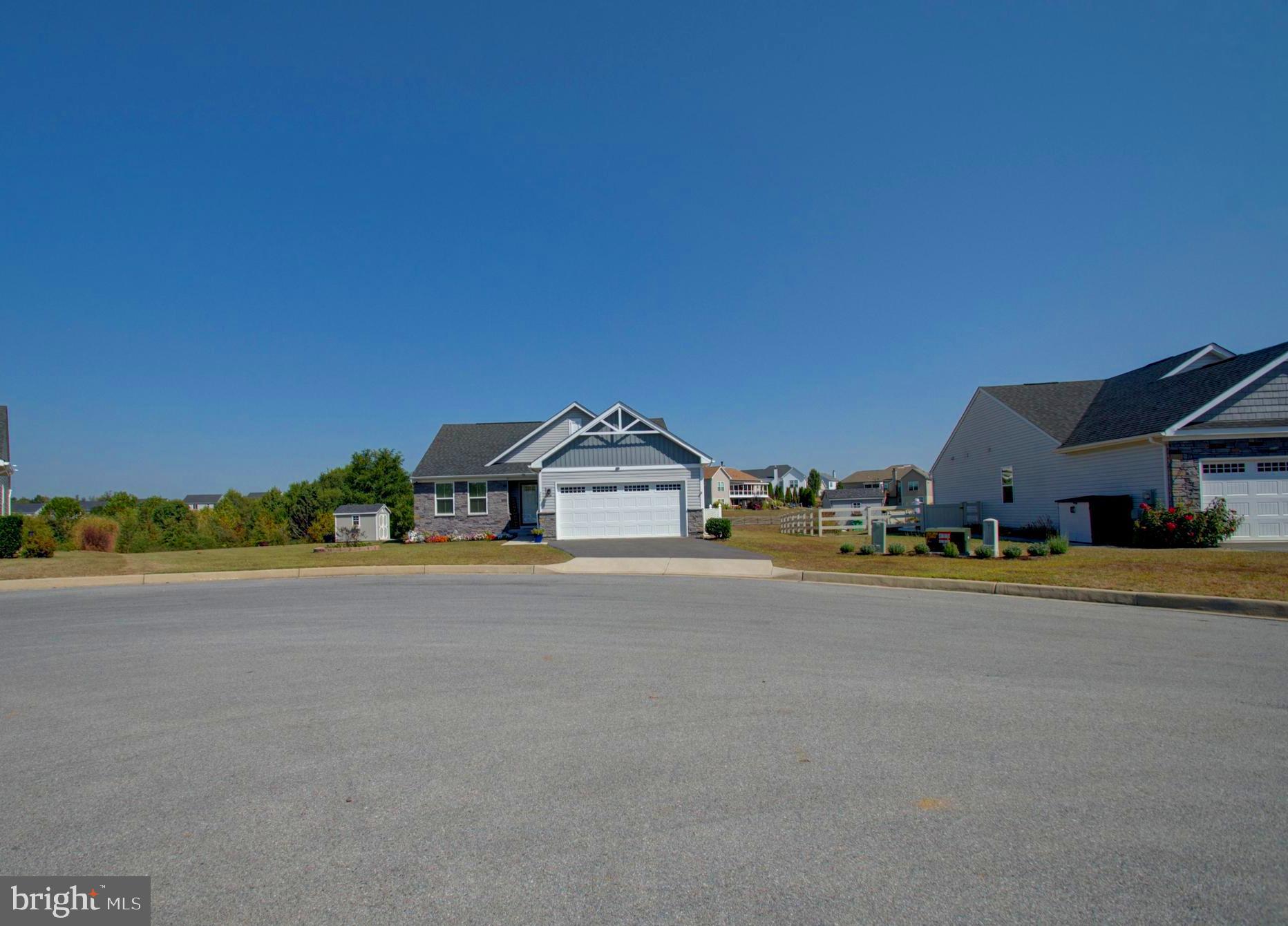 ARCADIA SPRINGS - Residential