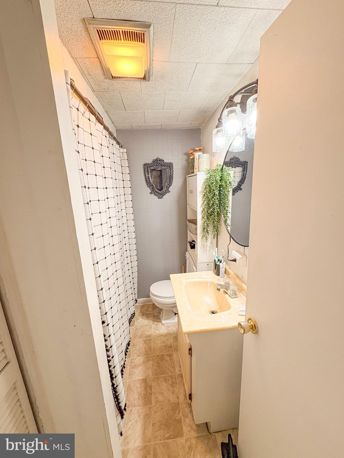 LEWISTOWN BORO - Residential