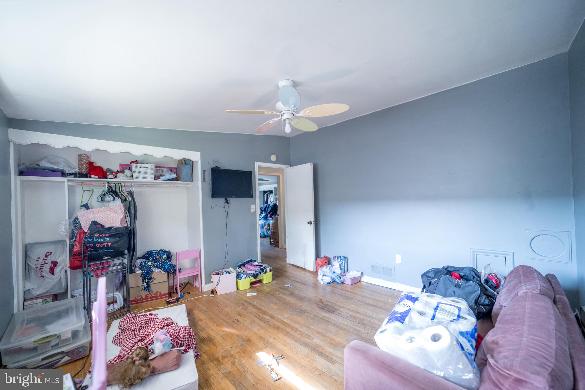 WILLIAMSBURG - Residential