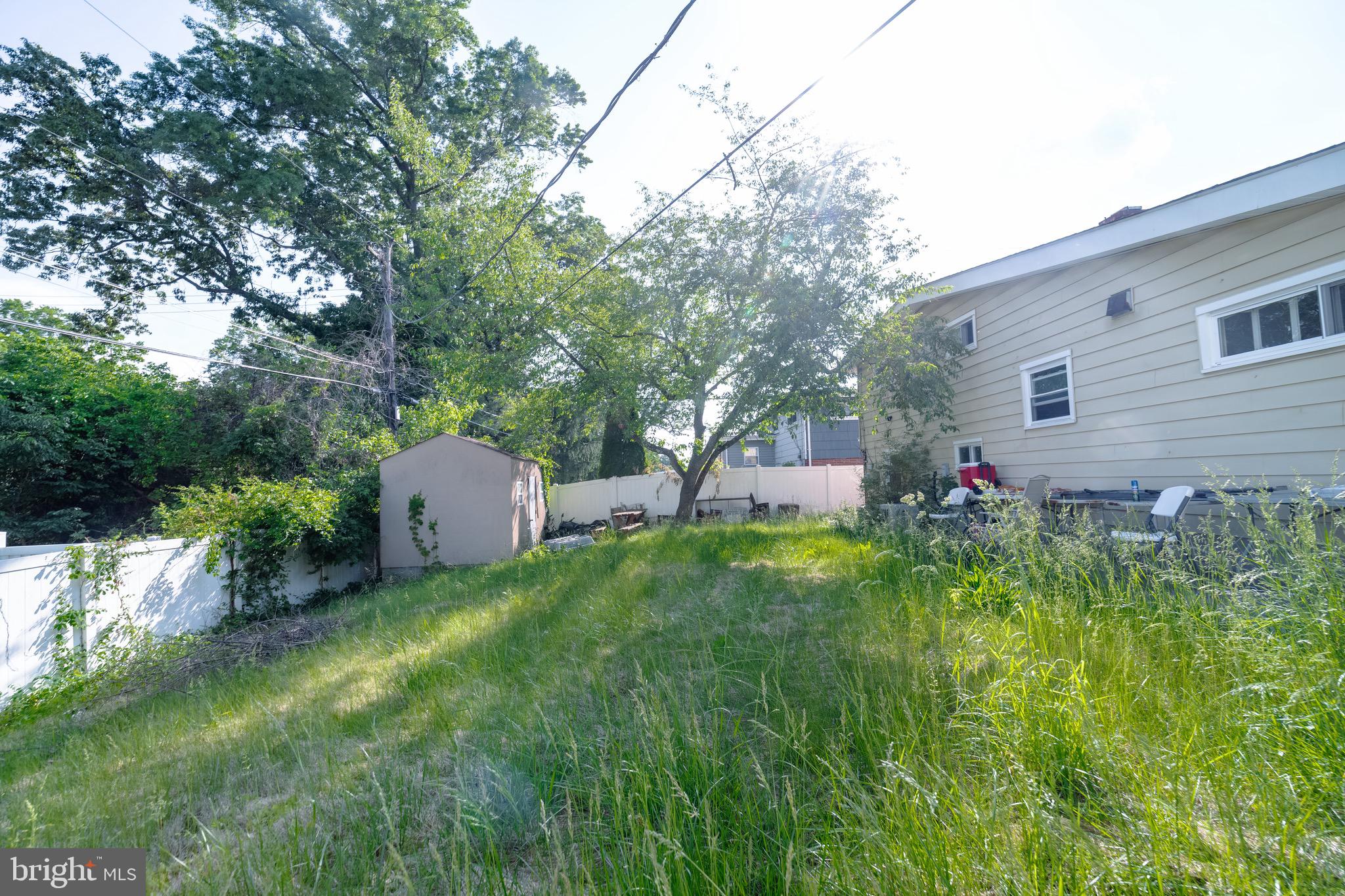 WILLIAMSBURG - Residential