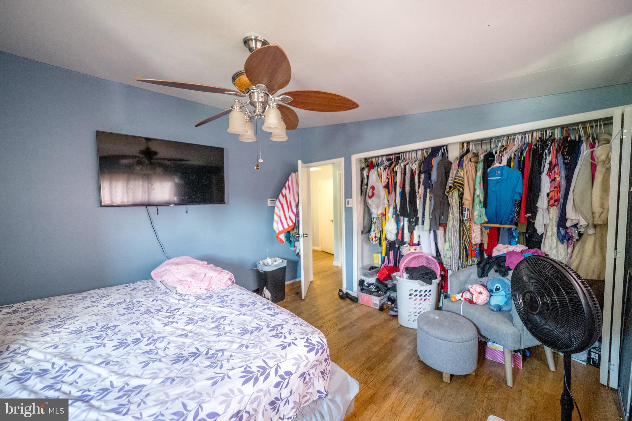 WILLIAMSBURG - Residential