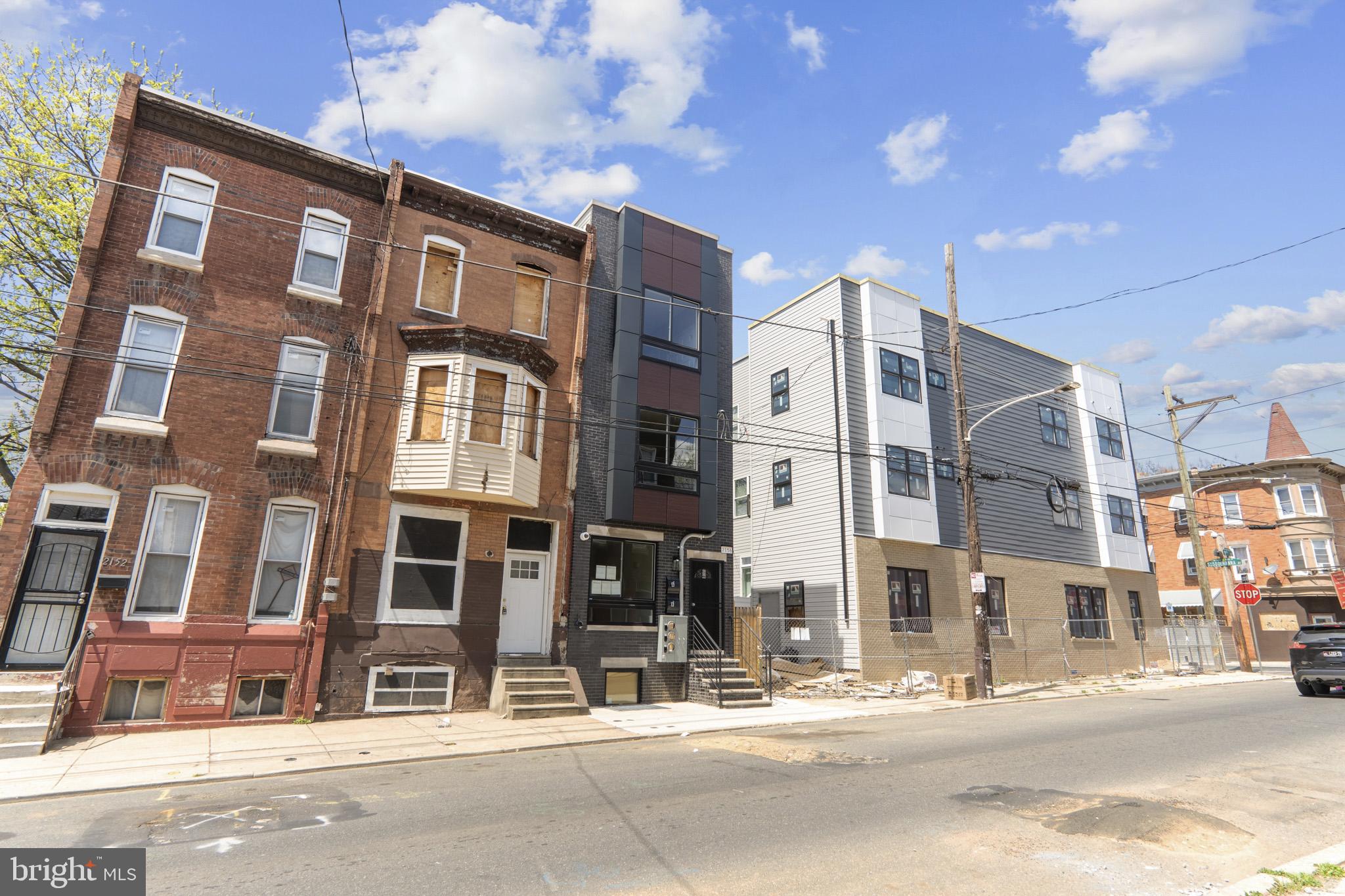 NORRIS SQUARE - Residential Lease