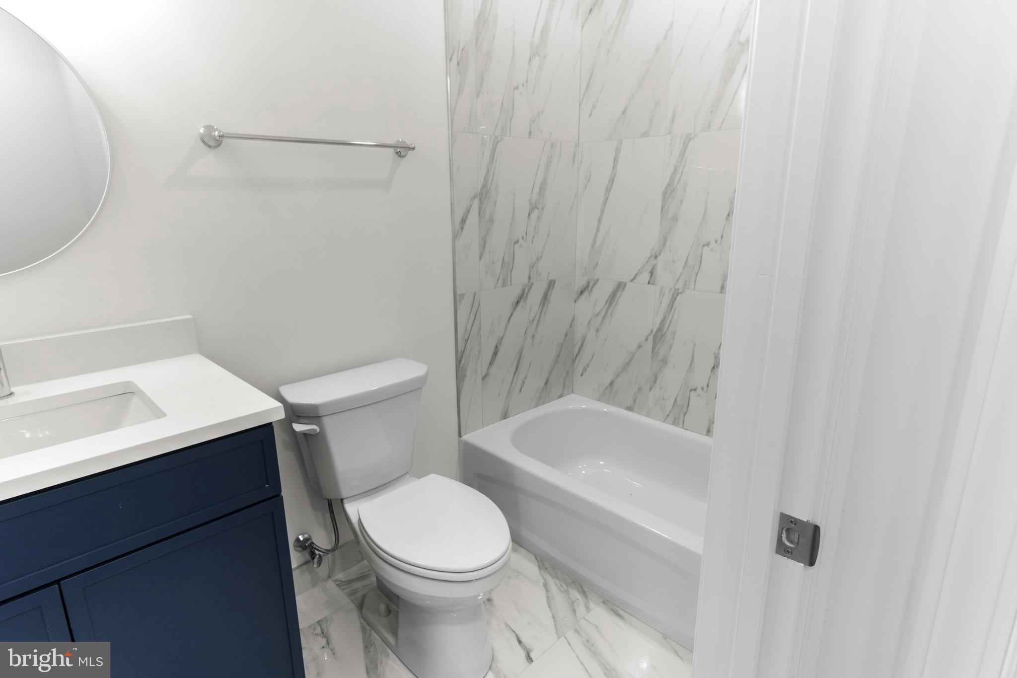 NORRIS SQUARE - Residential Lease