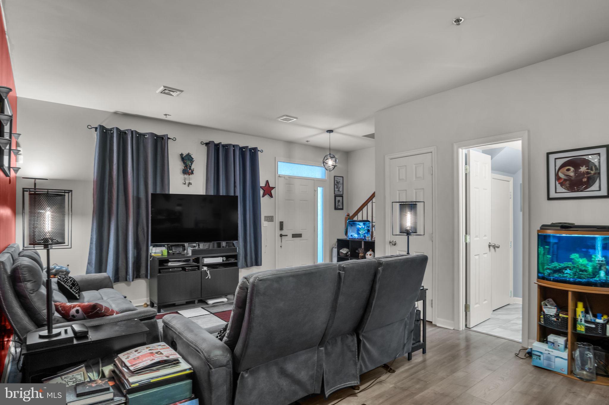 CAPITAL HEIGHTS - Residential