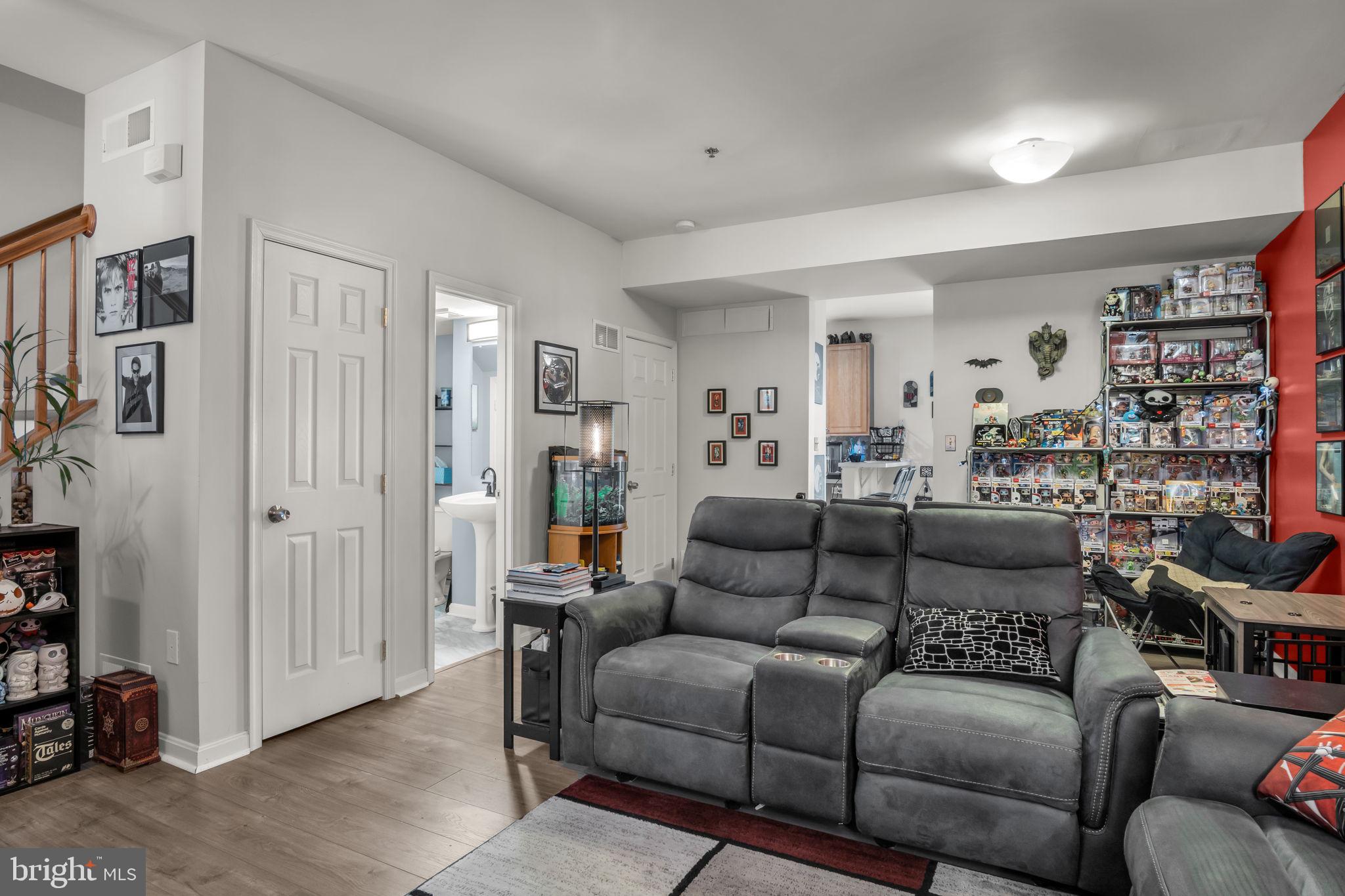 CAPITAL HEIGHTS - Residential