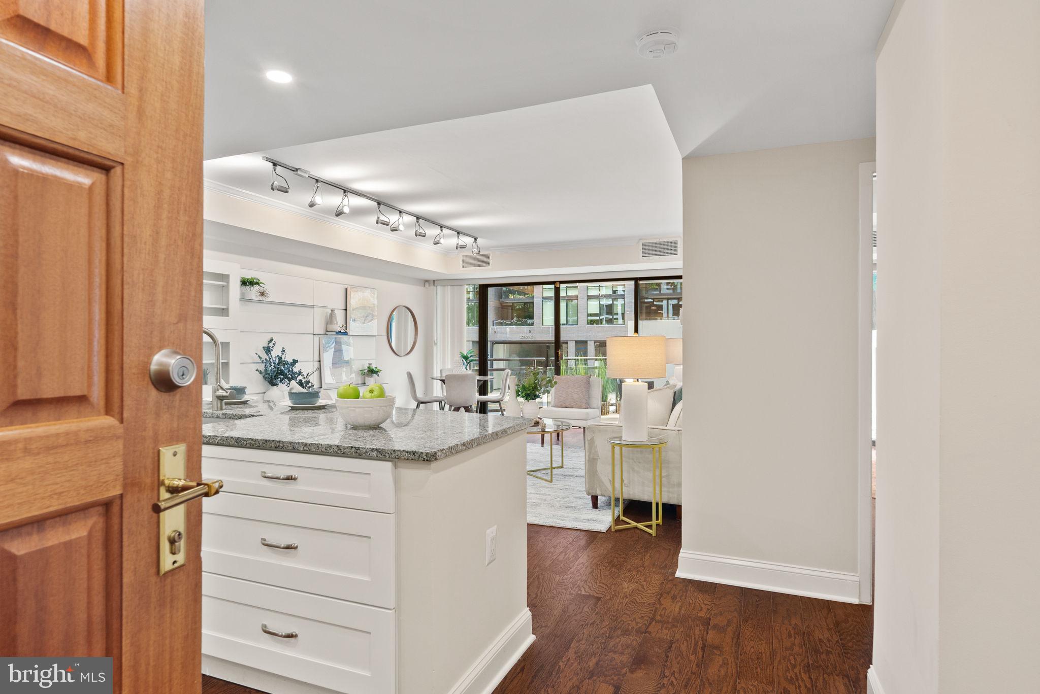 1530 KEY BOULEVARD 203