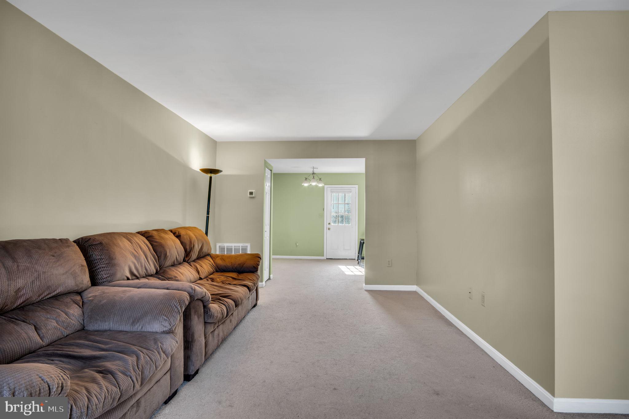 MELBOURNE PLACE - Residential