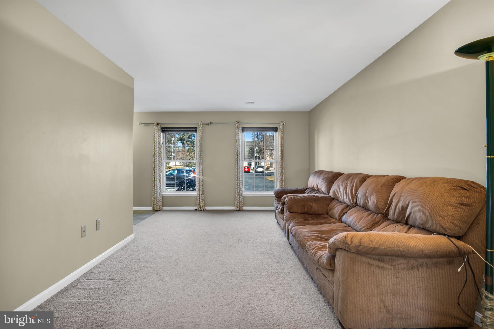 MELBOURNE PLACE - Residential