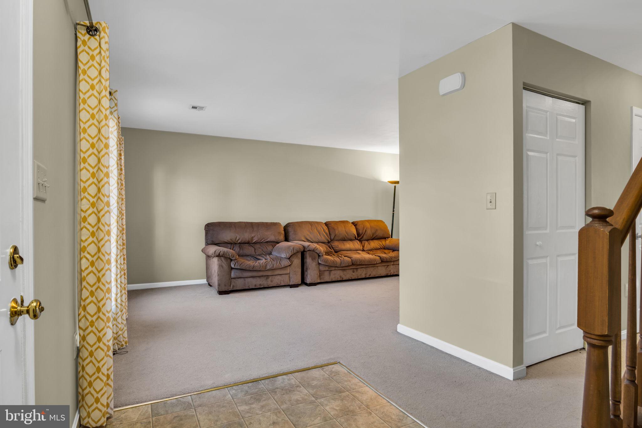 MELBOURNE PLACE - Residential