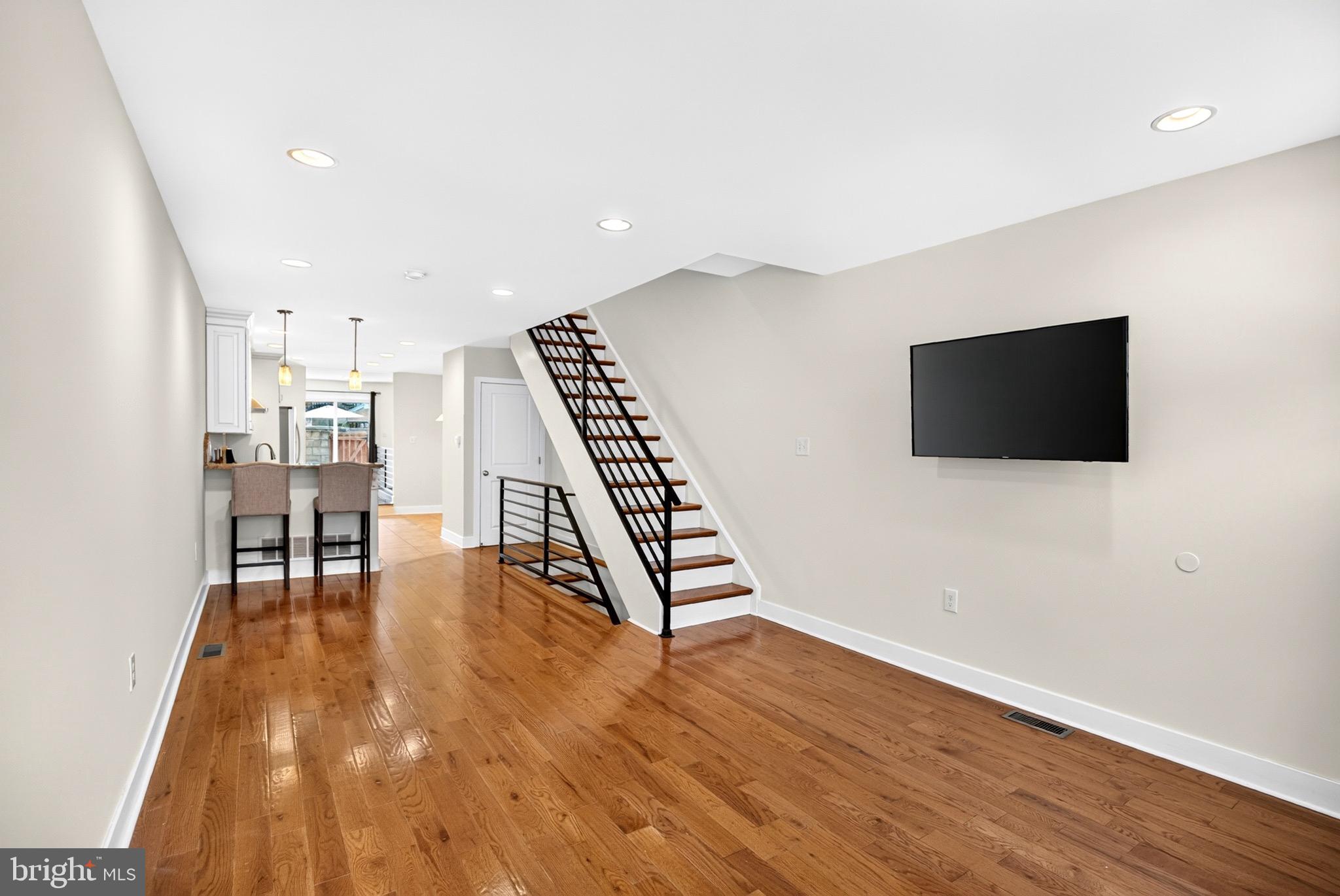 1007 S 7TH STREET