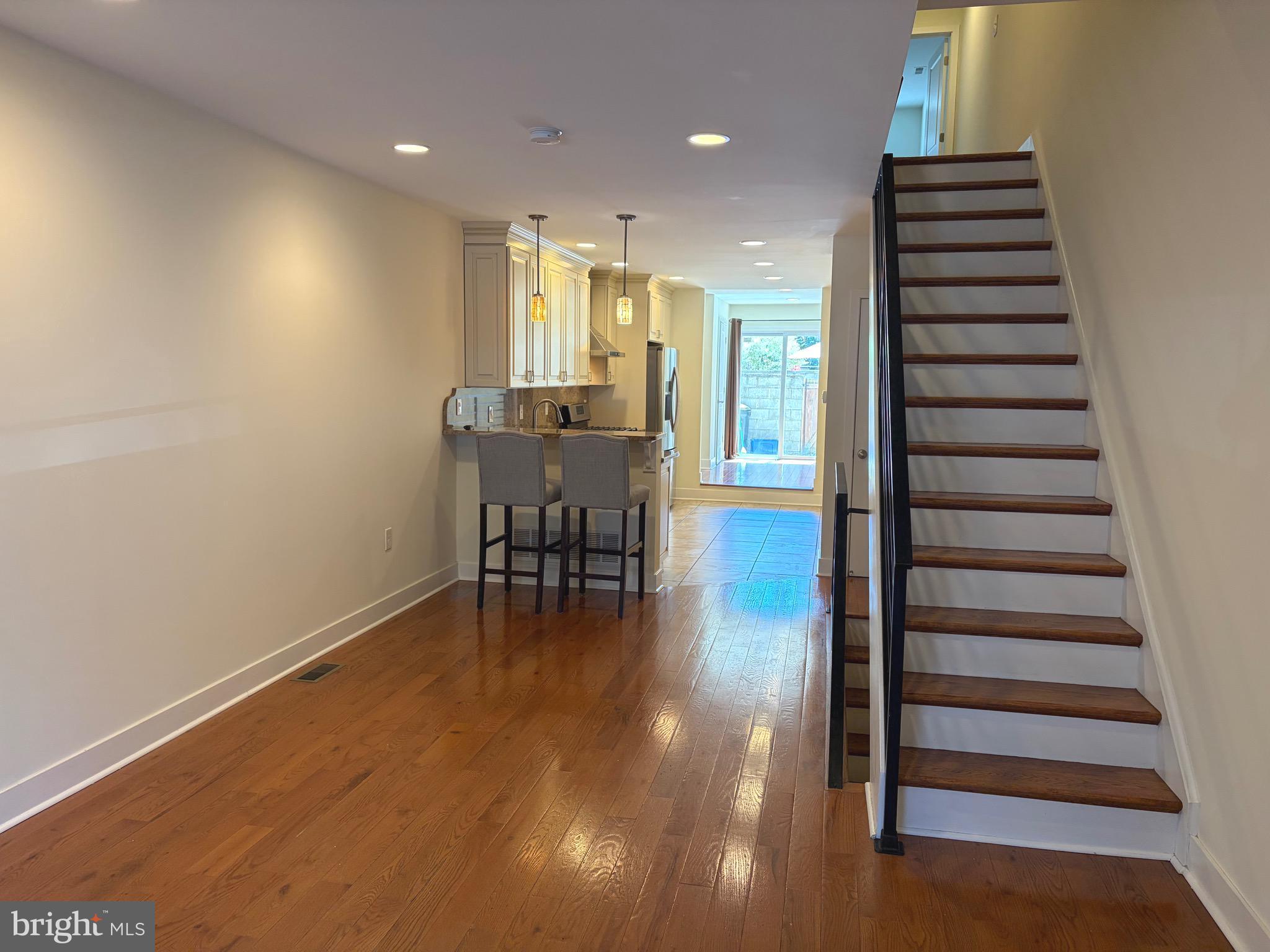 1007 S 7TH STREET