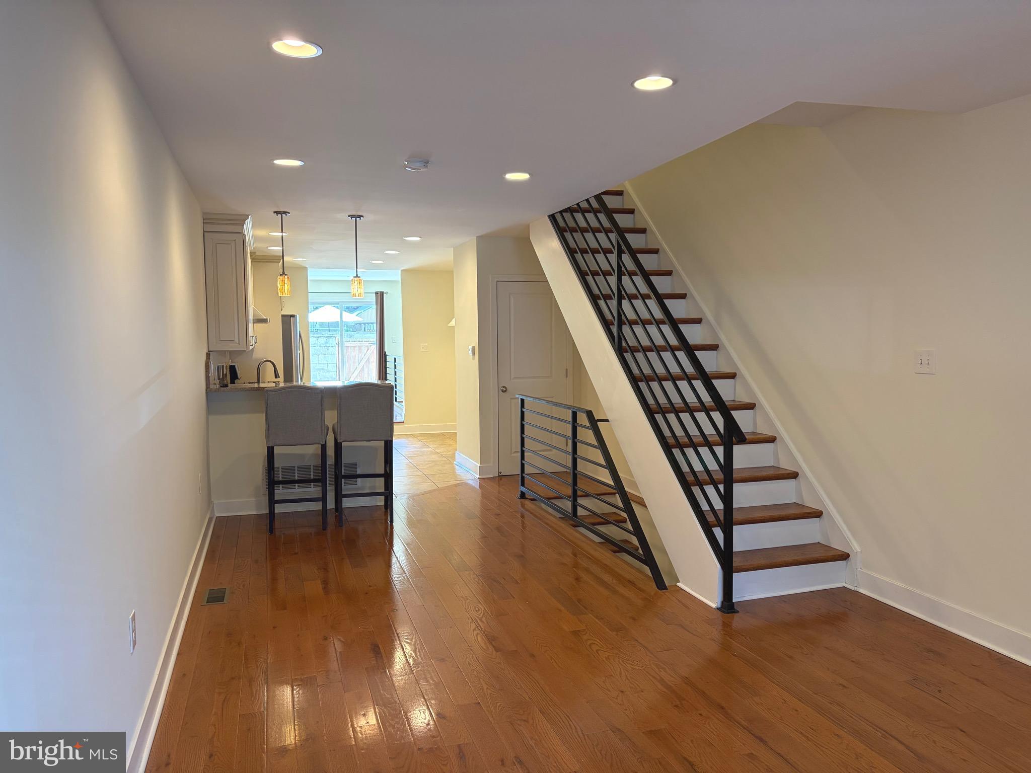 1007 S 7TH STREET