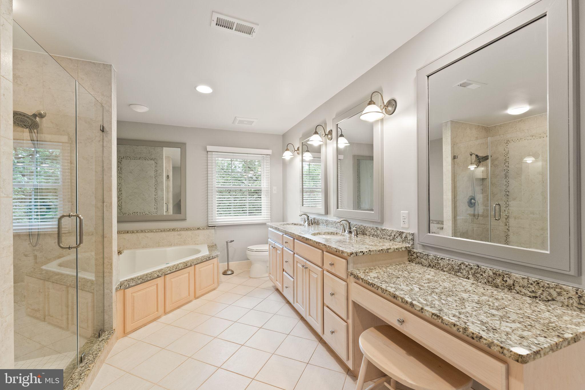 POTOMAC LAKES - Residential Lease