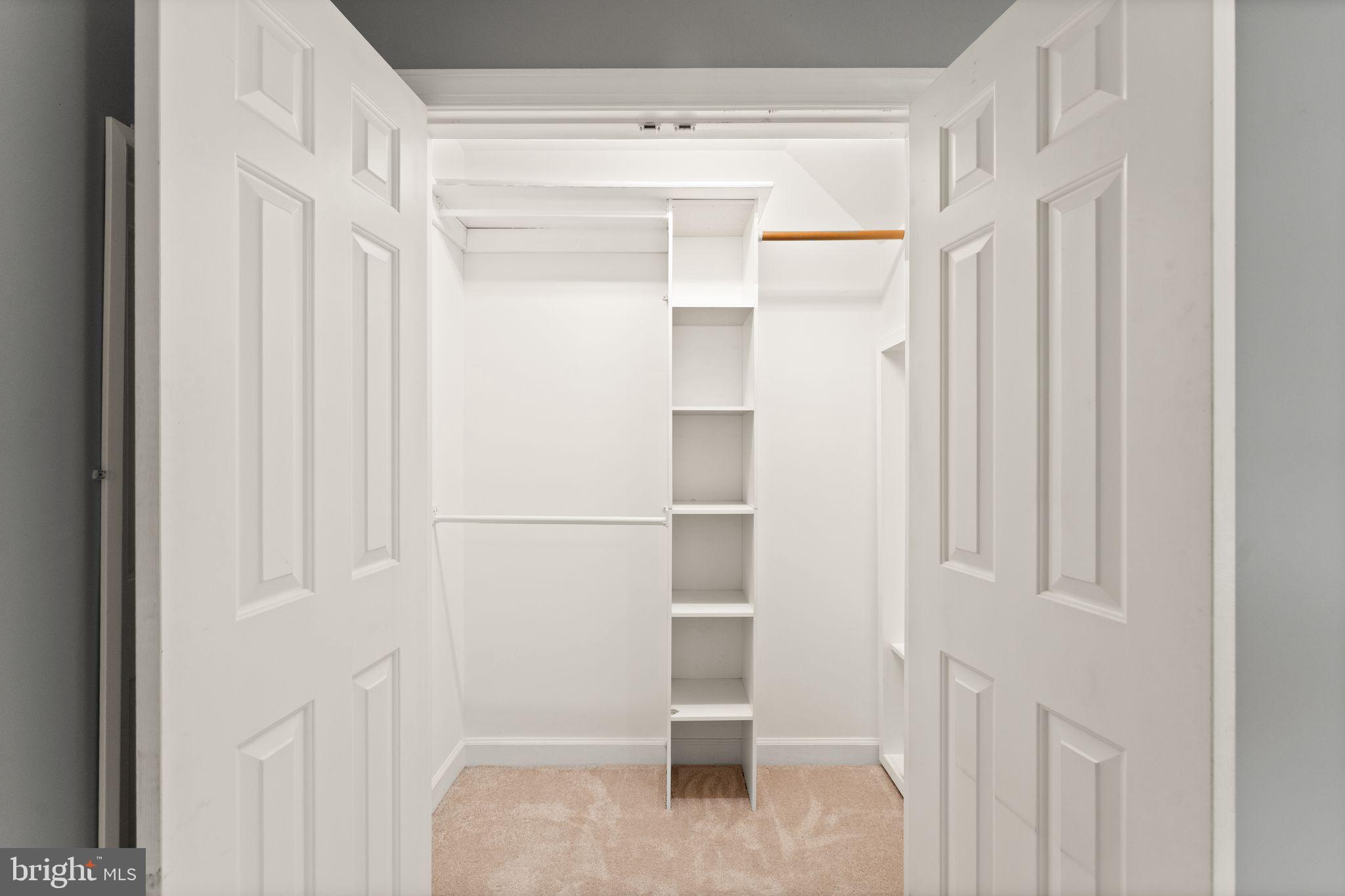 POTOMAC LAKES - Residential Lease