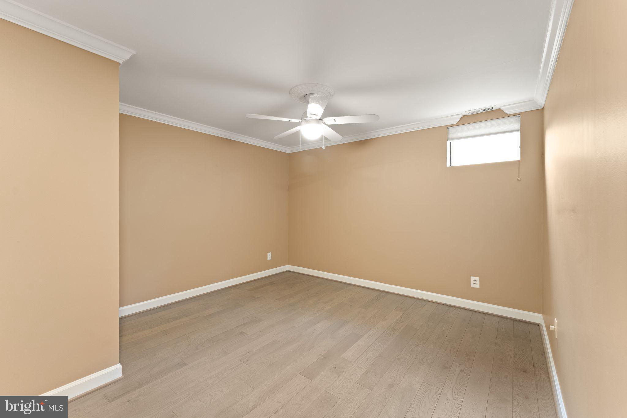 POTOMAC LAKES - Residential Lease