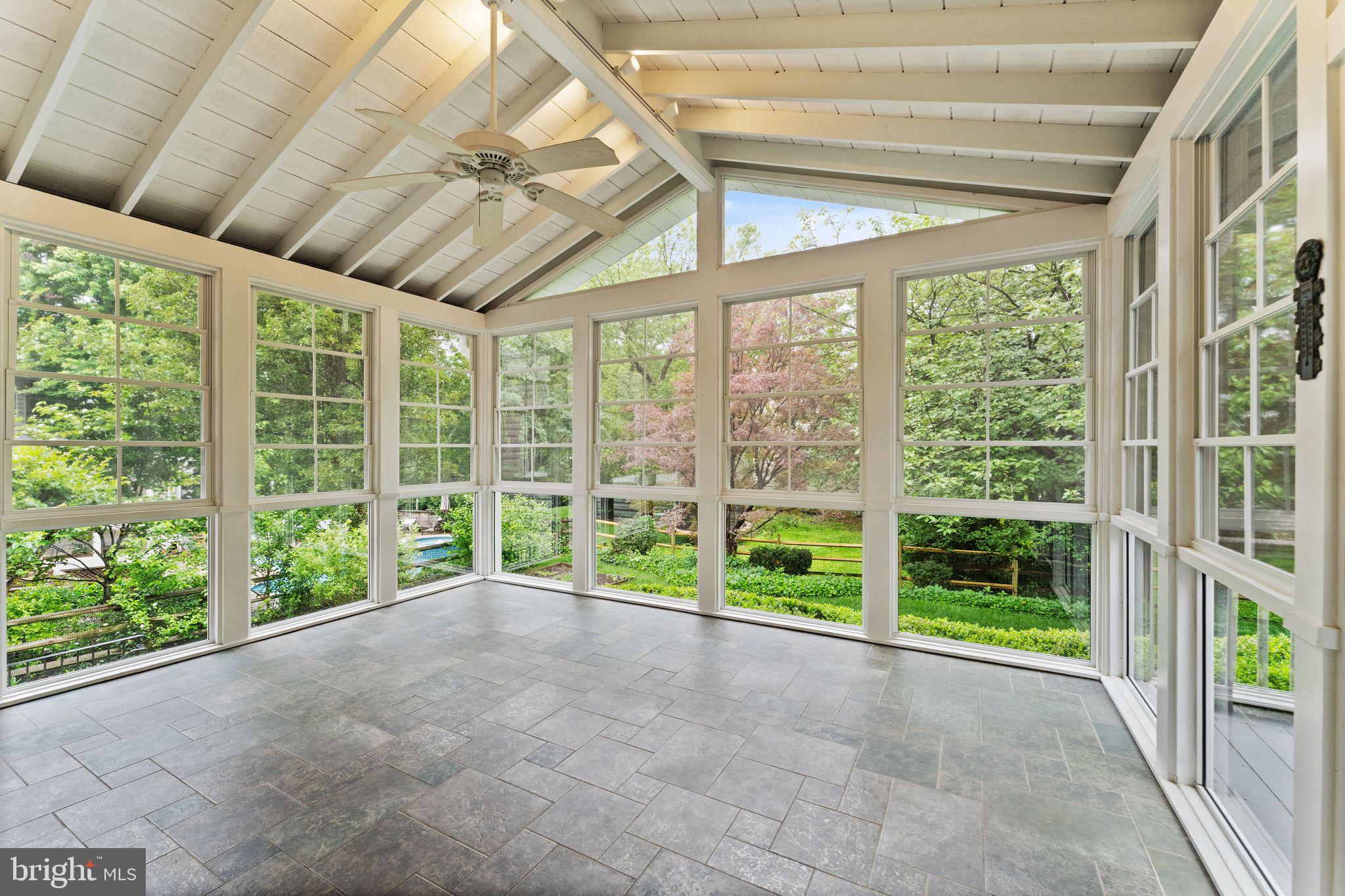 POTOMAC LAKES - Residential Lease