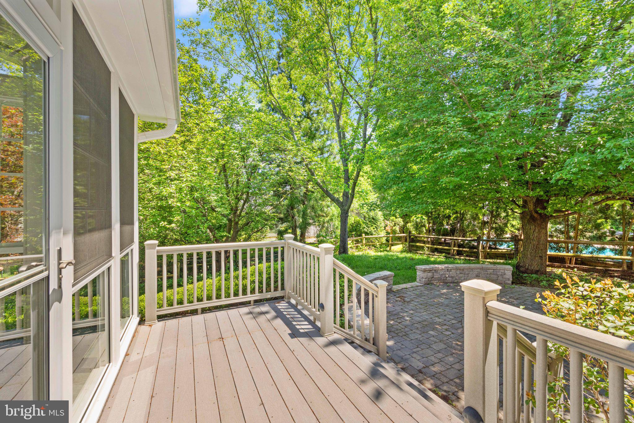 POTOMAC LAKES - Residential Lease