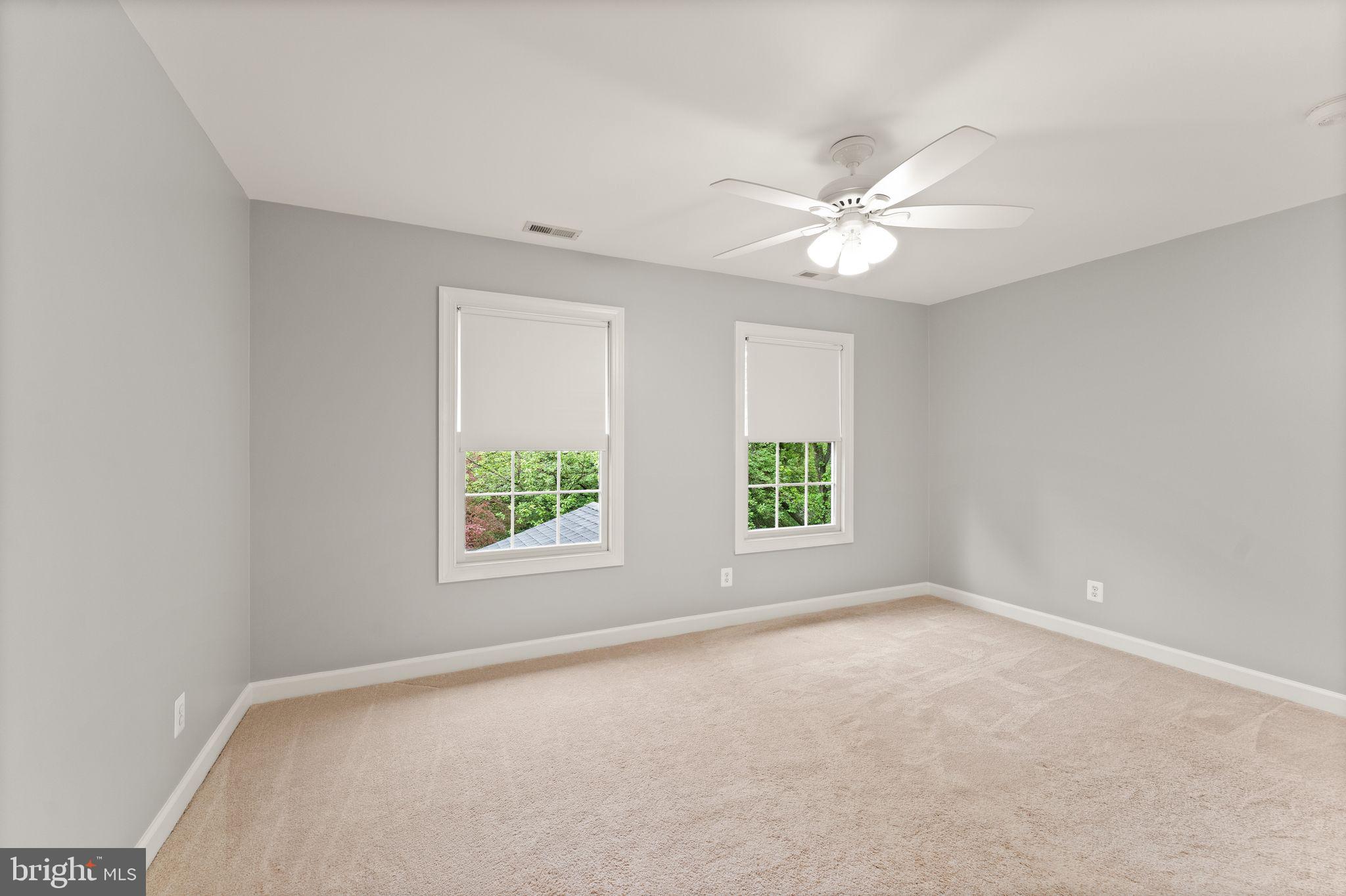 POTOMAC LAKES - Residential Lease