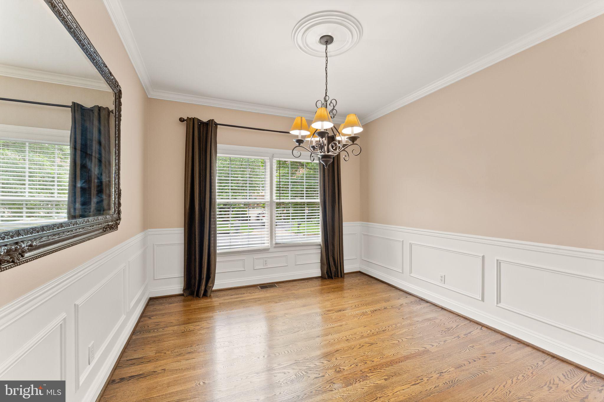 POTOMAC LAKES - Residential Lease