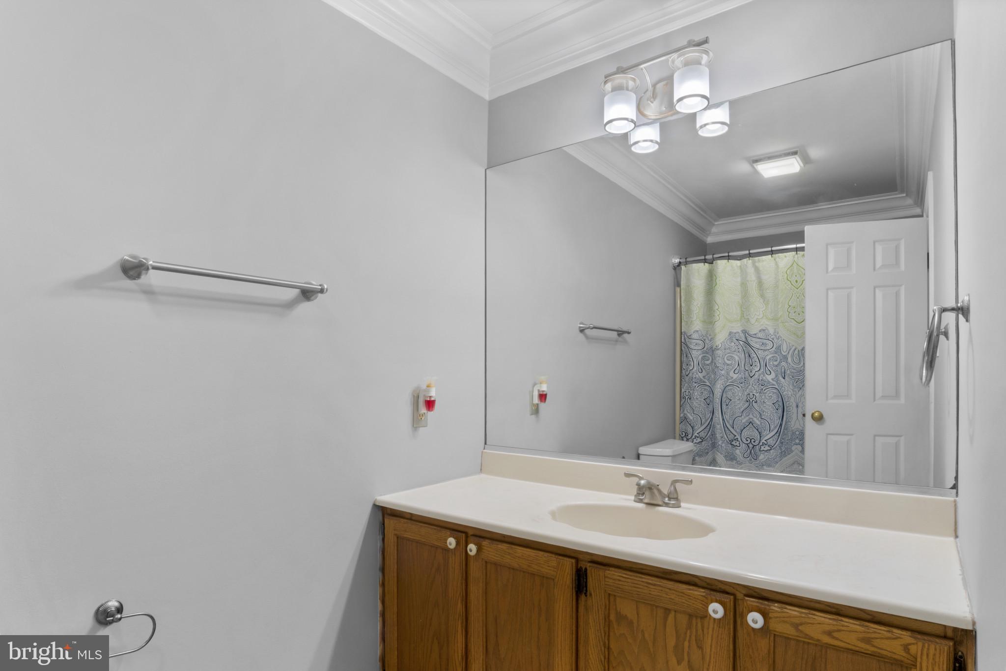 CAMELOT - Residential