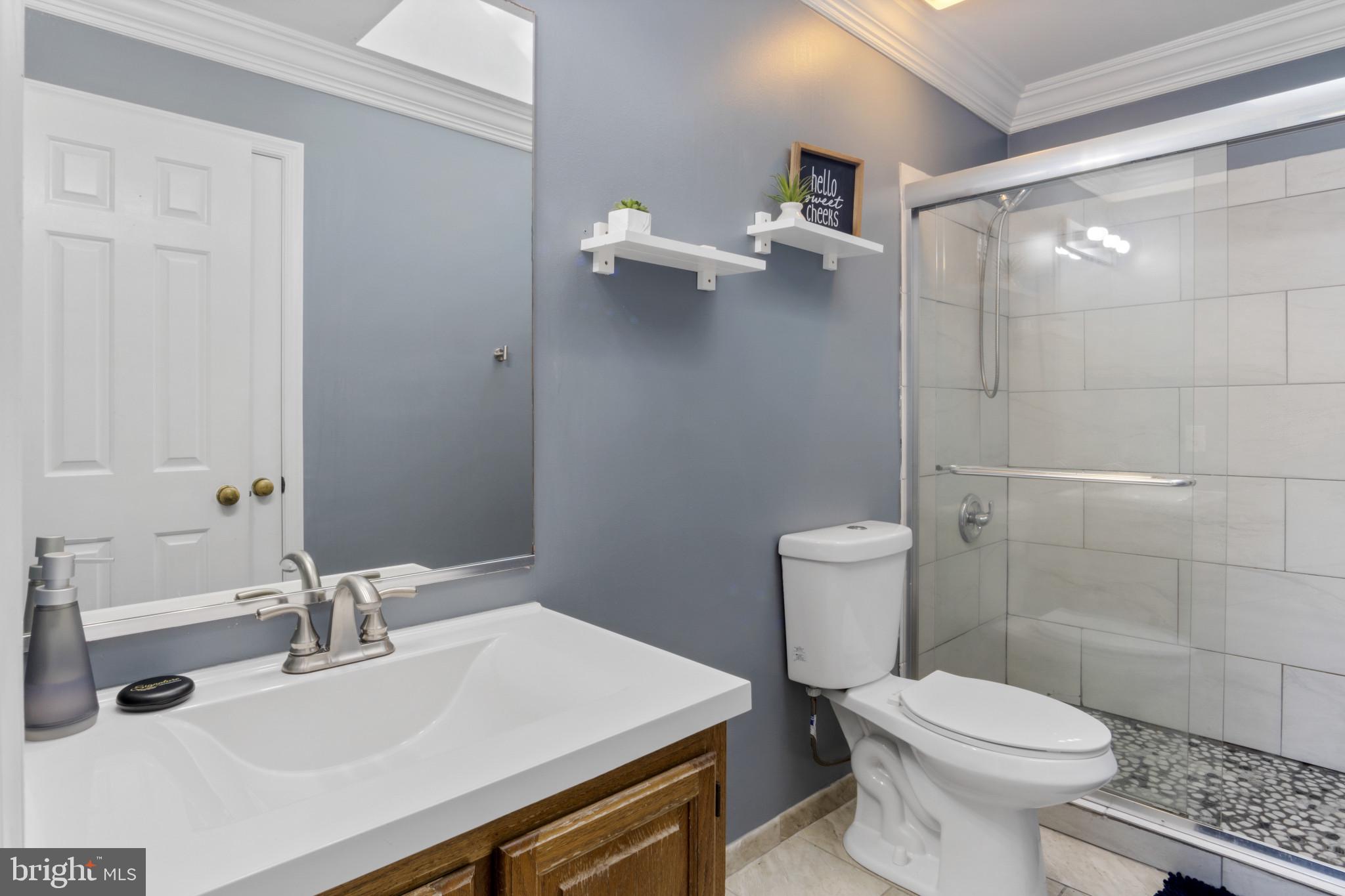 CAMELOT - Residential