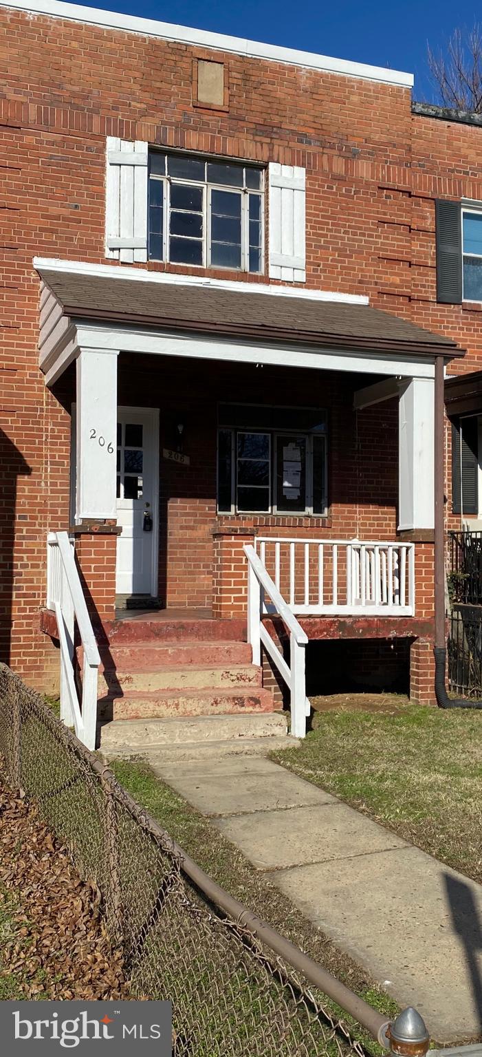 LYNHAVEN - Residential Lease