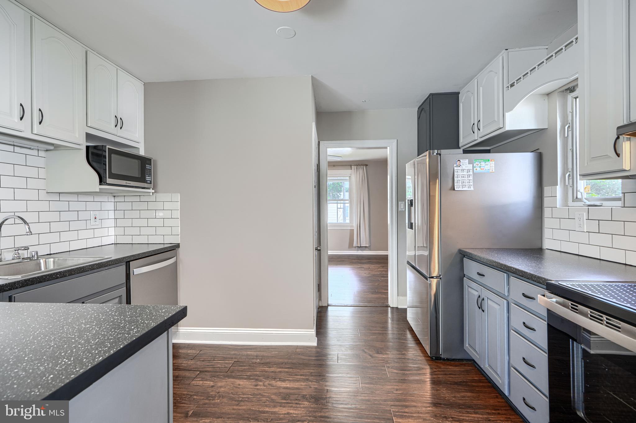 PARKVILLE - Residential