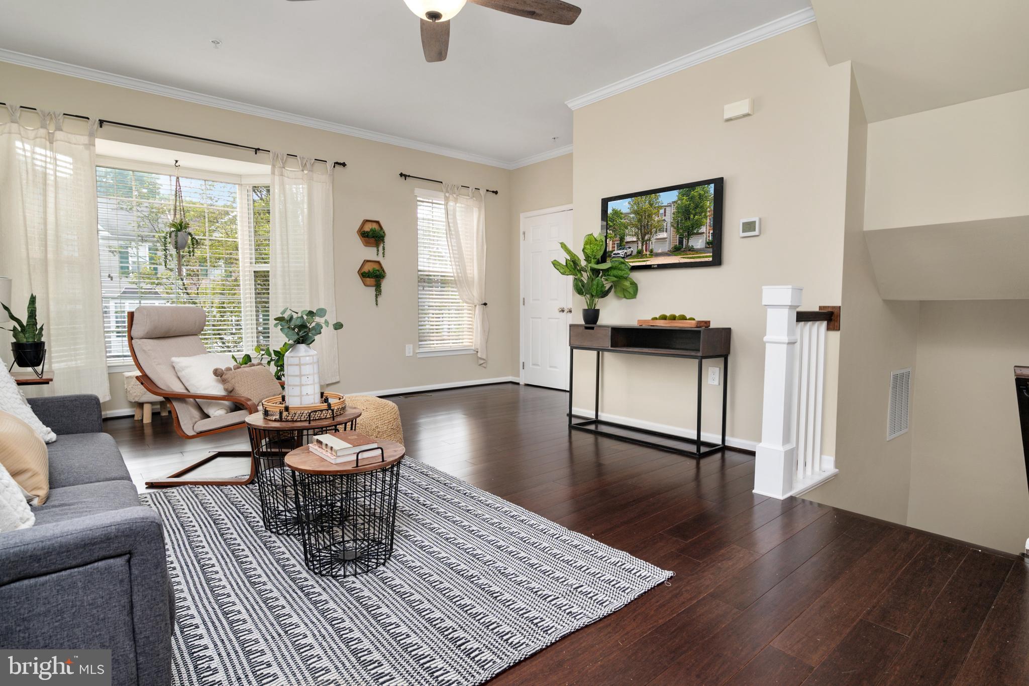 THE KNOLLS - Residential