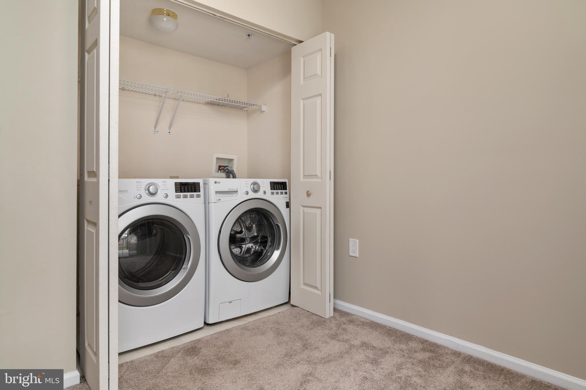 THE KNOLLS - Residential