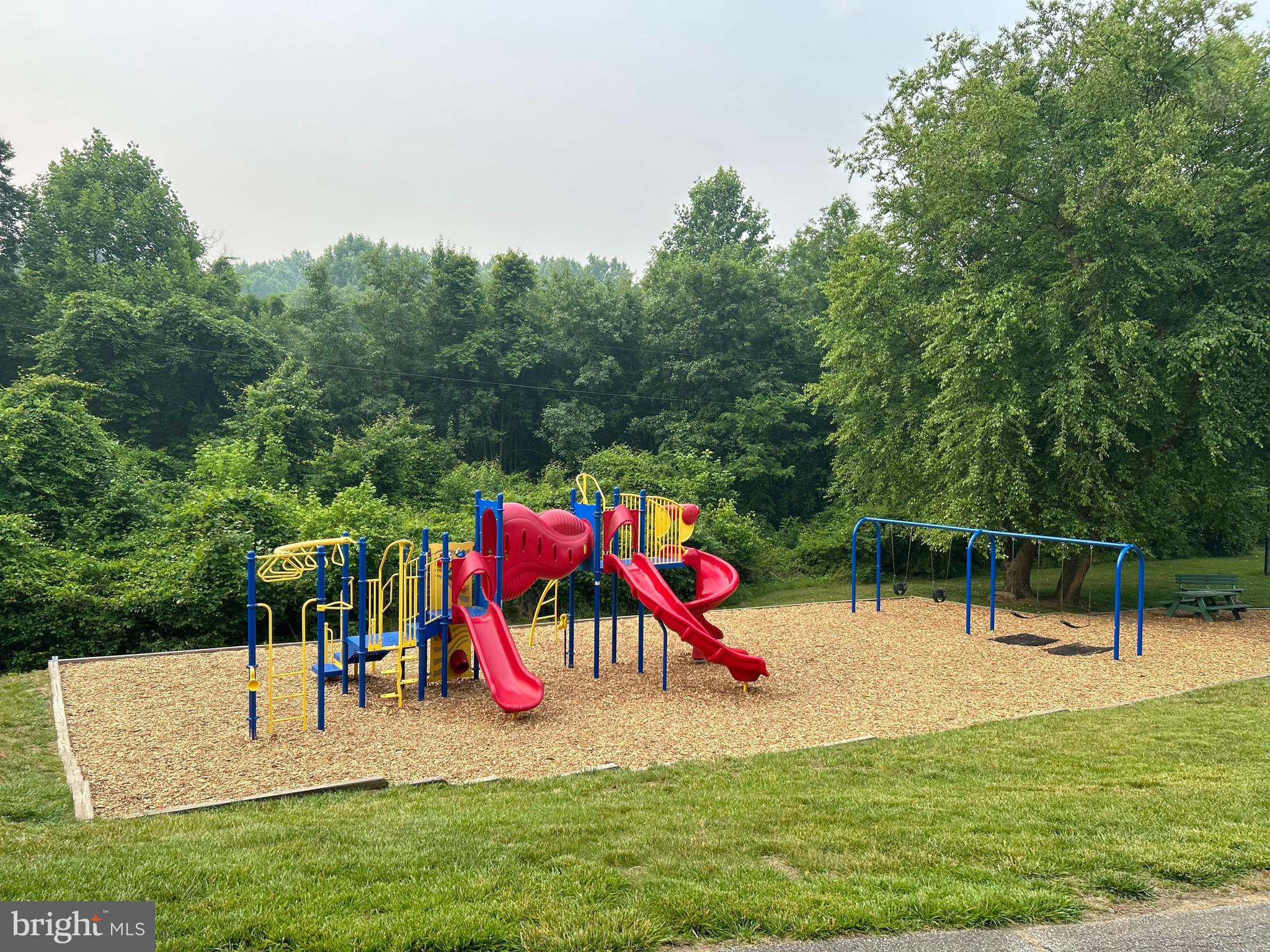 THE KNOLLS - Residential