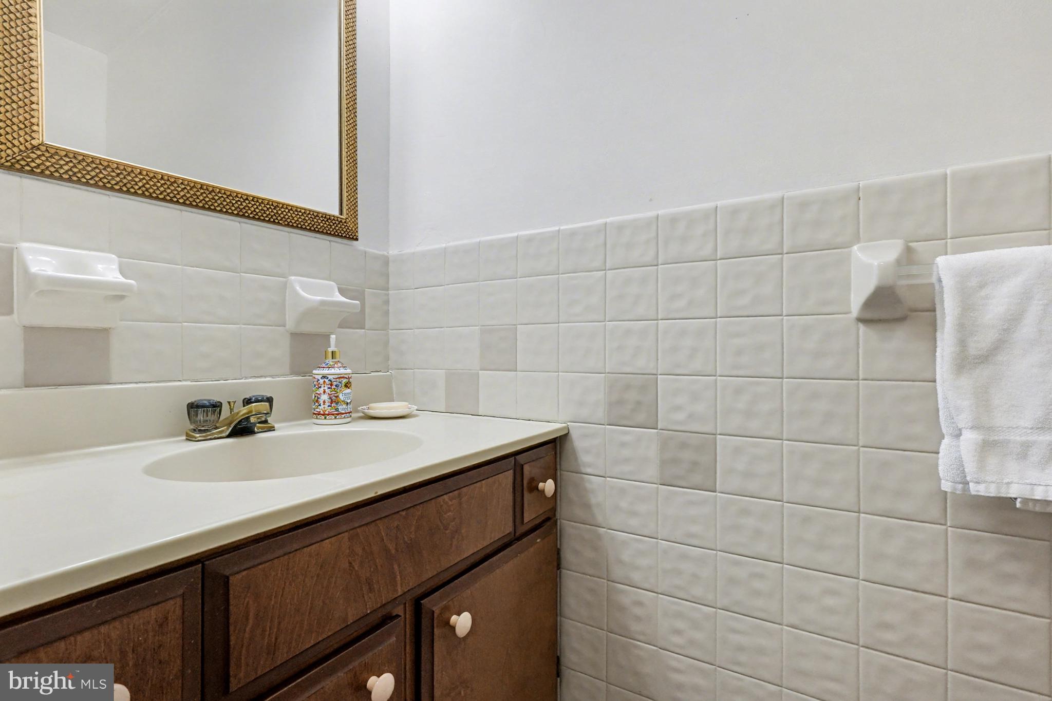 GLEN ELYN - Residential