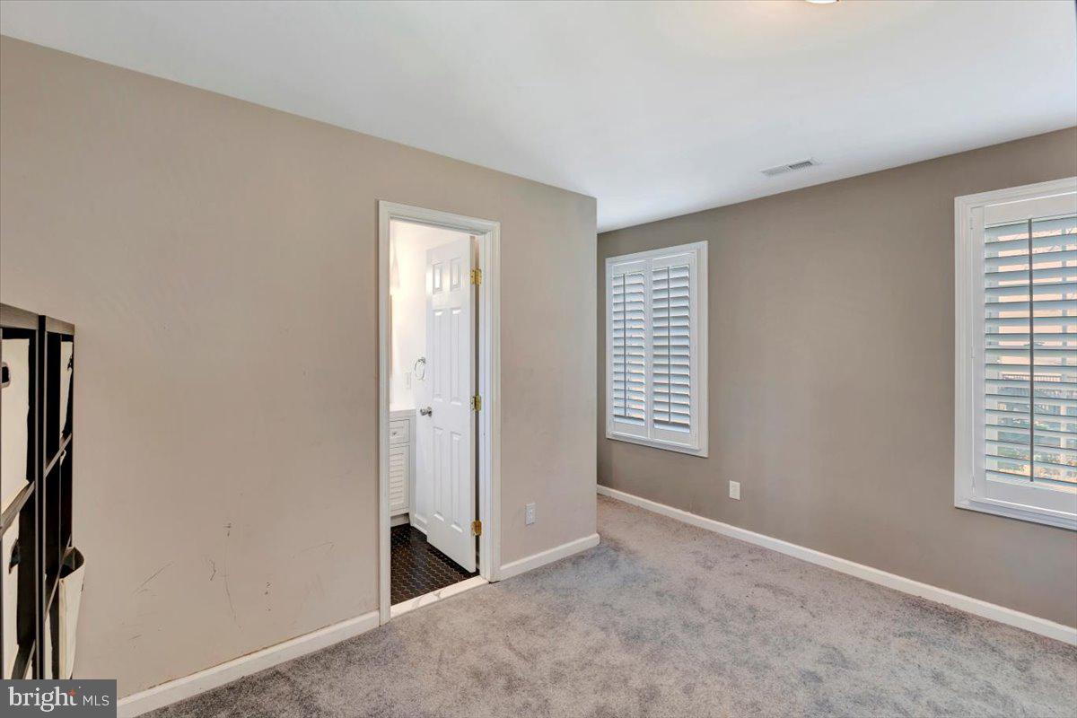 HIGH RIDGE PARK - Residential