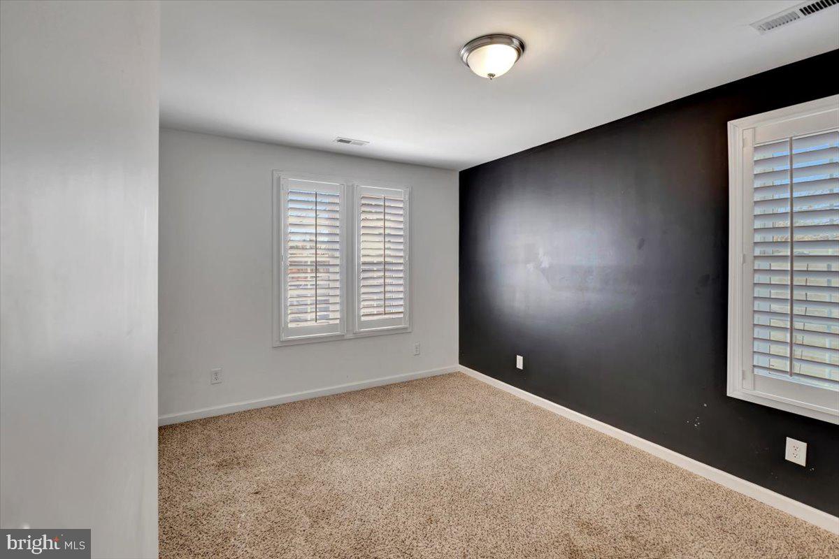 HIGH RIDGE PARK - Residential