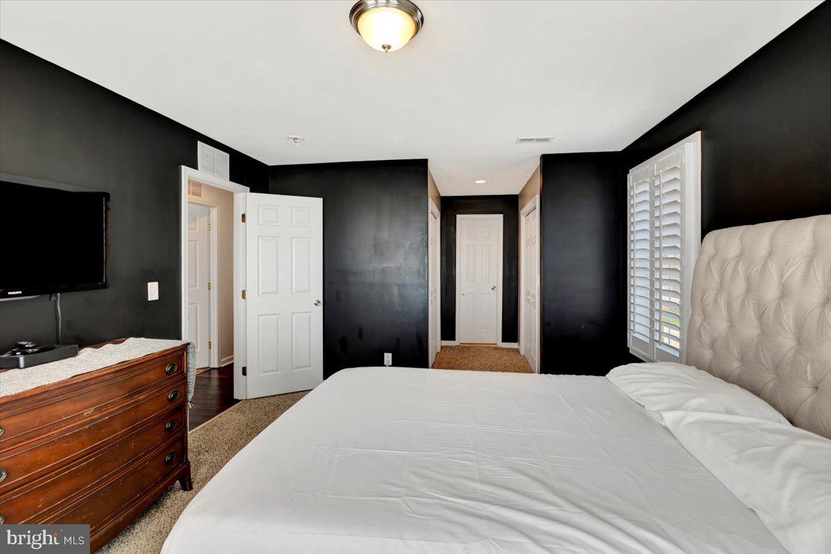 HIGH RIDGE PARK - Residential