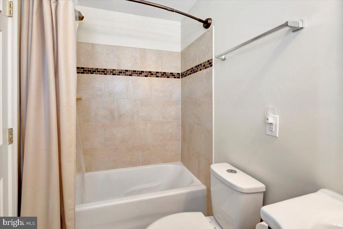 HIGH RIDGE PARK - Residential