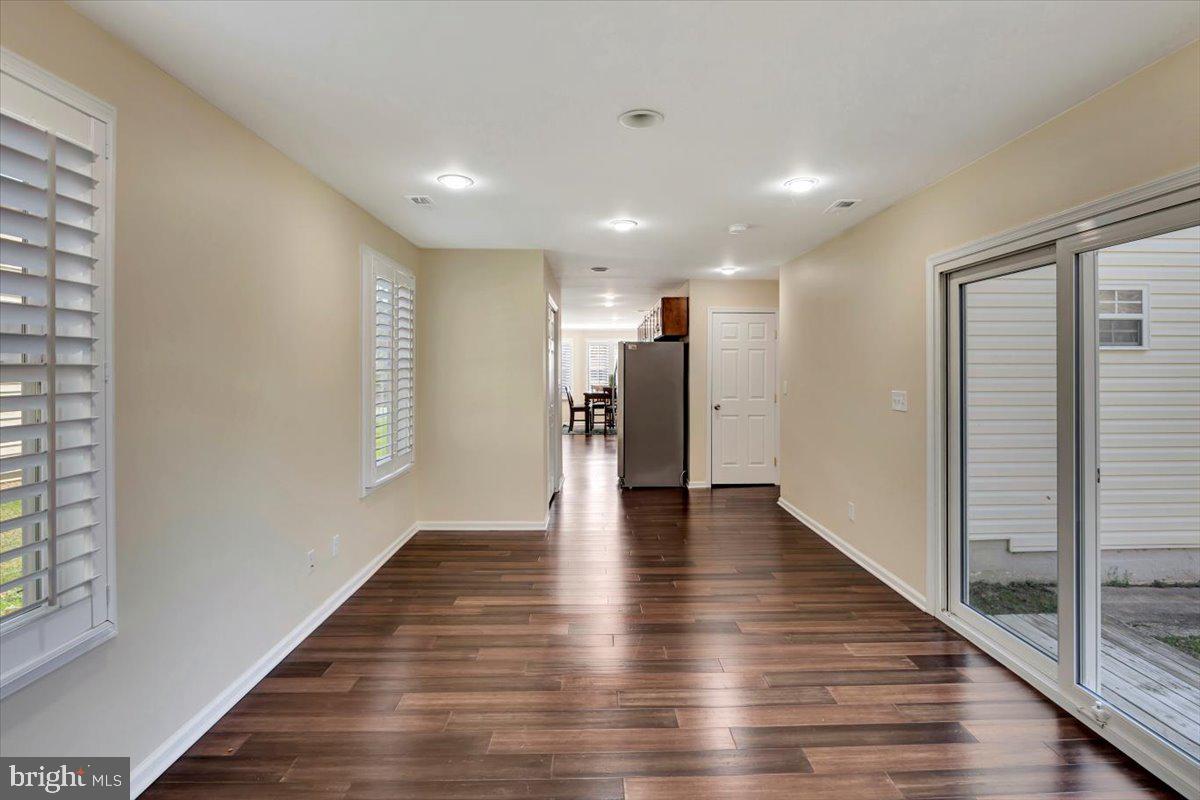 HIGH RIDGE PARK - Residential