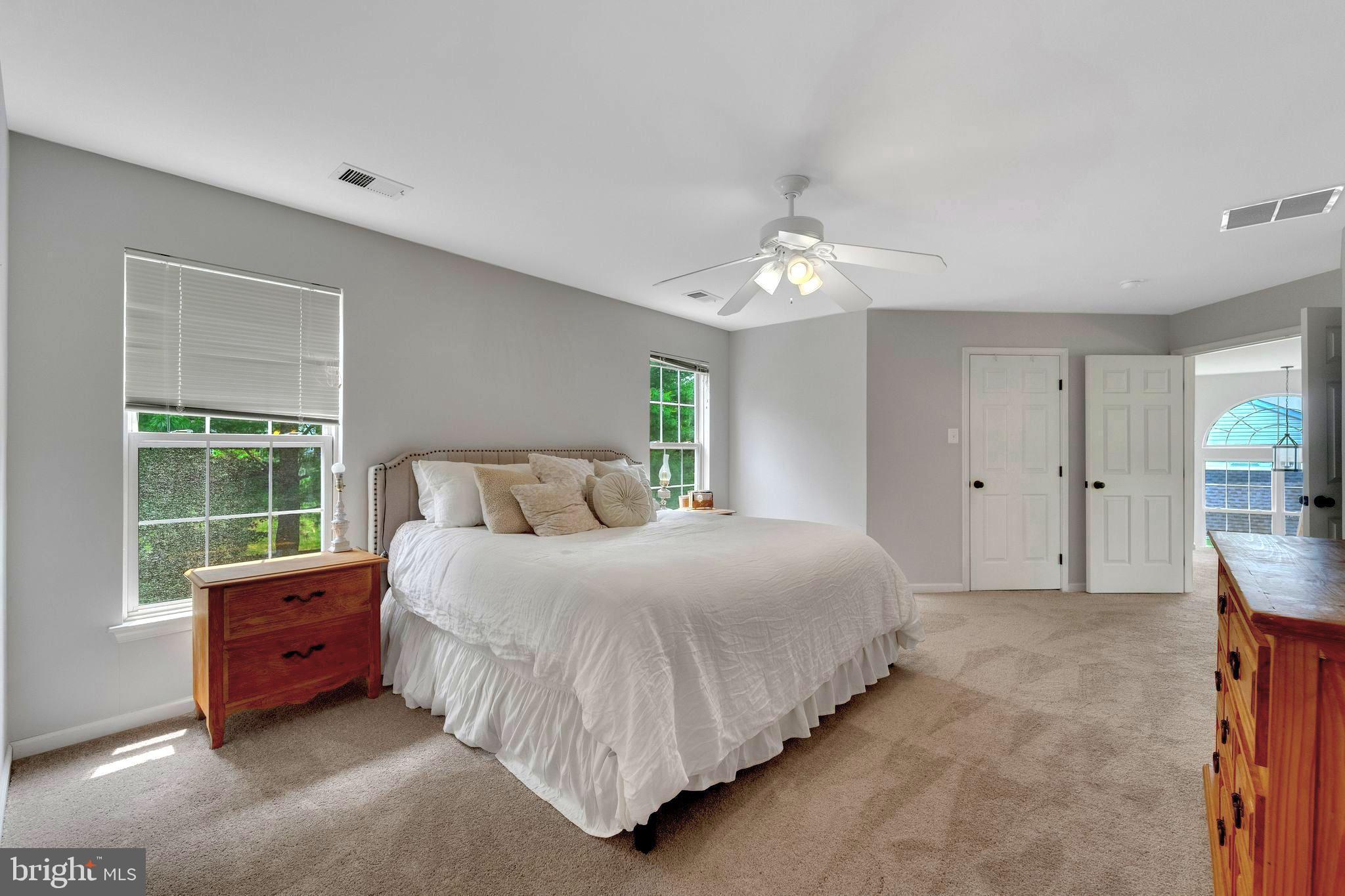 KINGSVIEW RIDGE - Residential