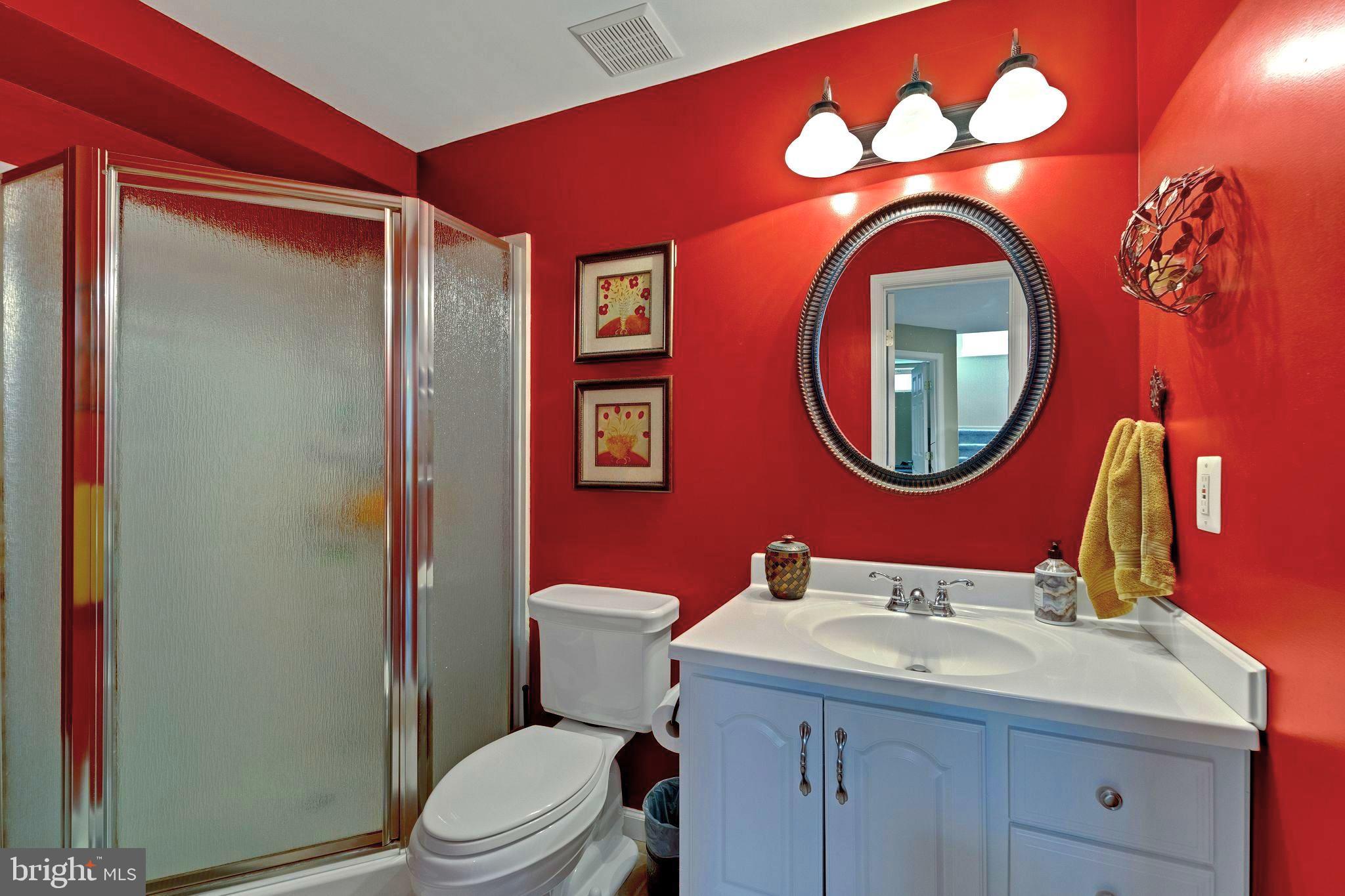 KINGSVIEW RIDGE - Residential