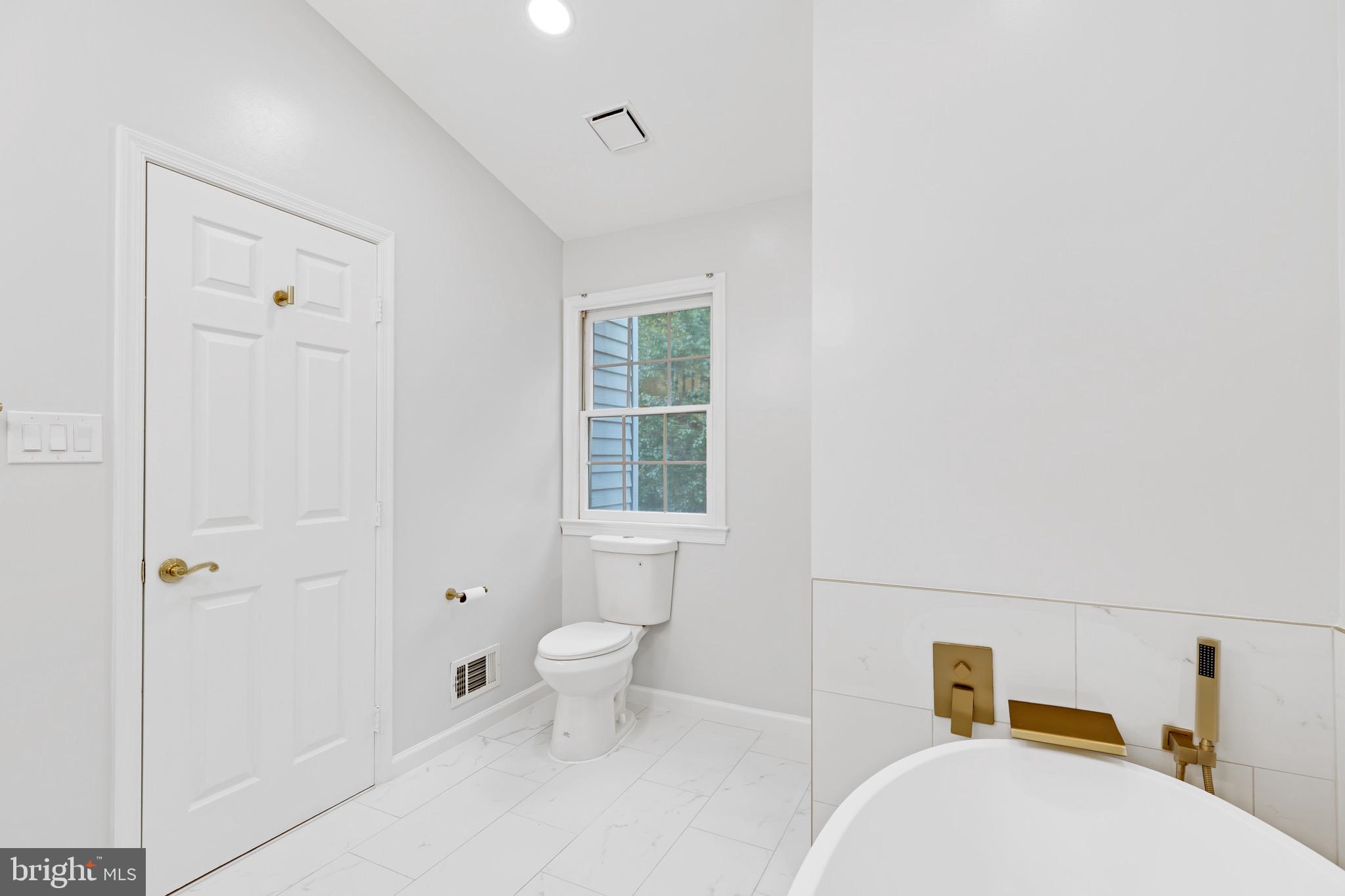 WHITLERS CREEK II - Residential