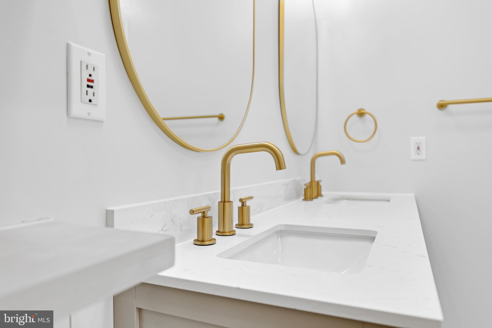 WHITLERS CREEK II - Residential