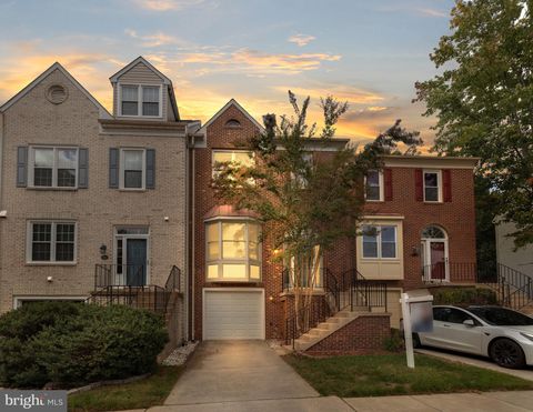 8110 SQUIRREL RUN ROAD SPRINGFIELD VA 22152
