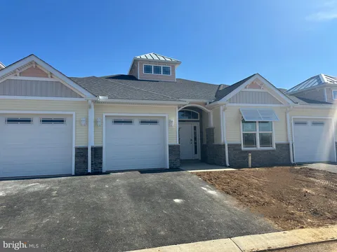 714 Sandalwood Circle, Chambersburg, PA 17202 - MLS#: PAFL2025570
