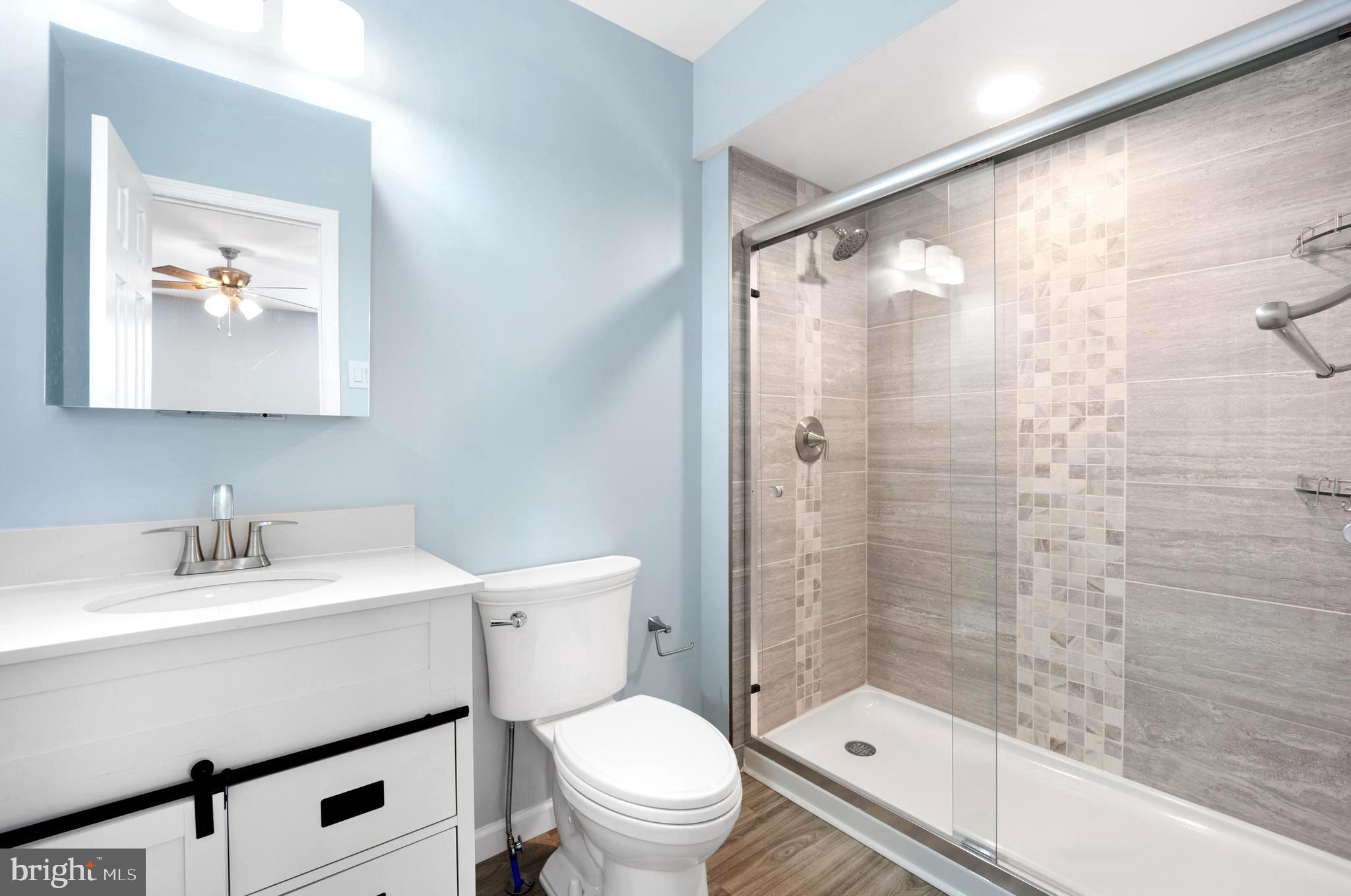 PORT RICHMOND - Residential