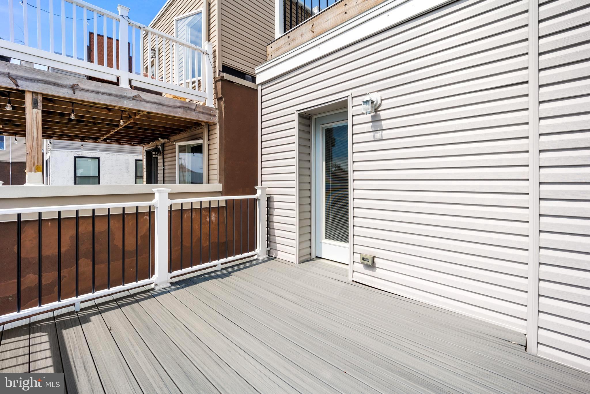 PORT RICHMOND - Residential