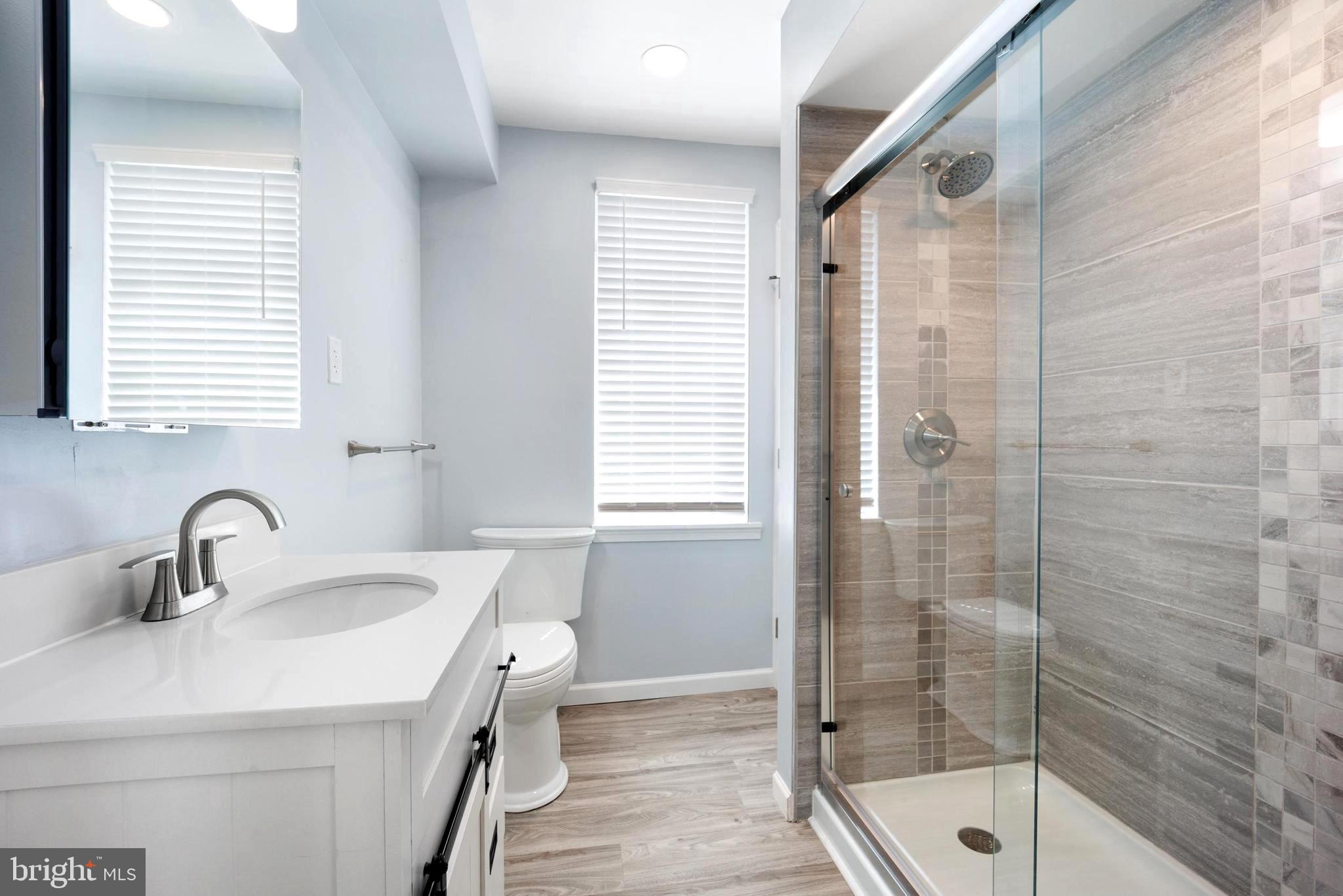PORT RICHMOND - Residential