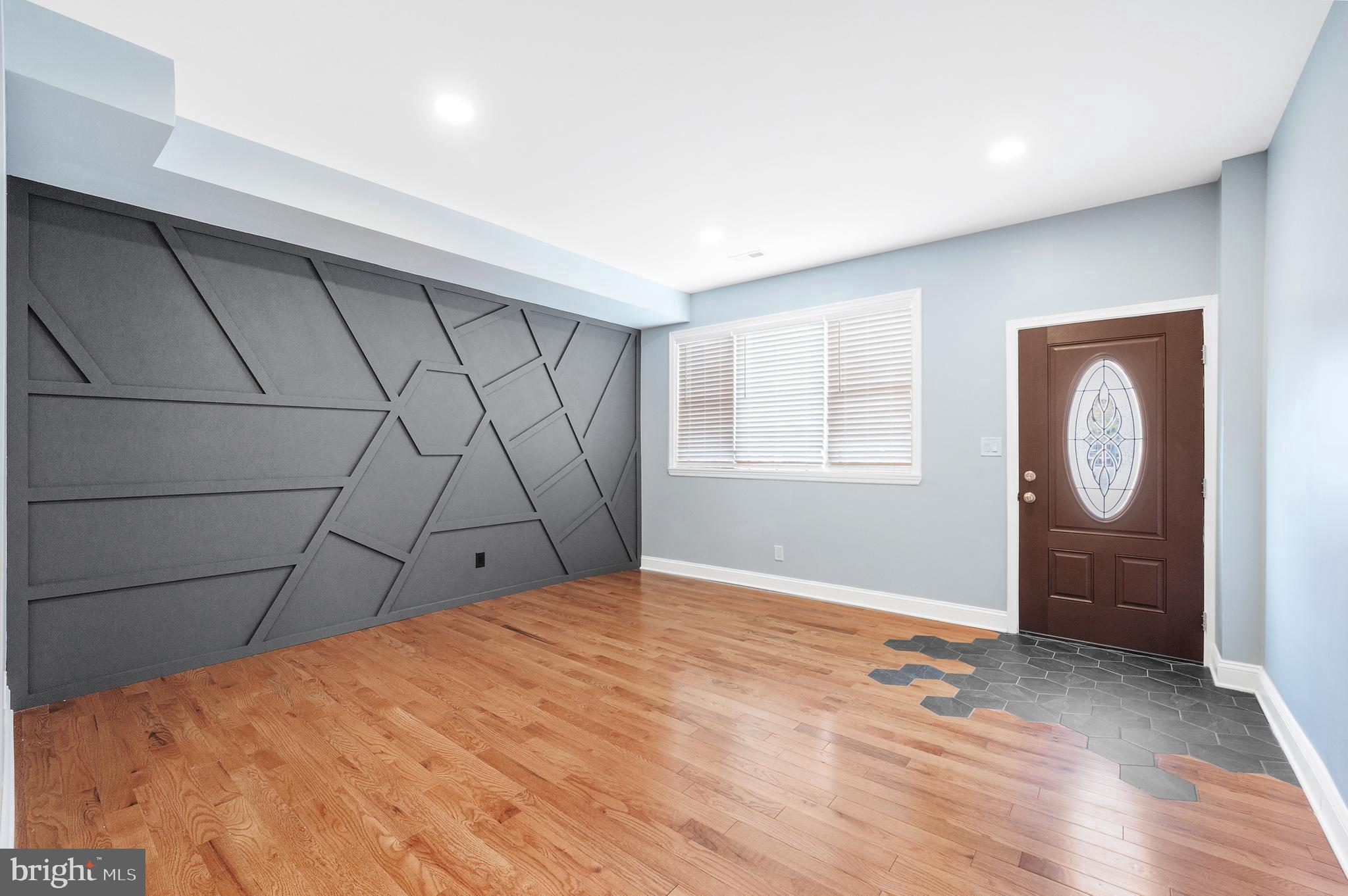 PORT RICHMOND - Residential
