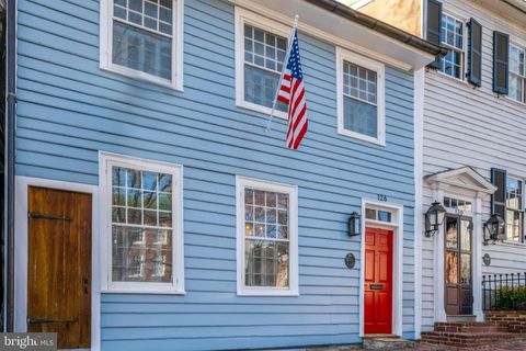 Photo of 126 Prince Street, ALEXANDRIA, VA 22314 (MLS # VAAX2054764)