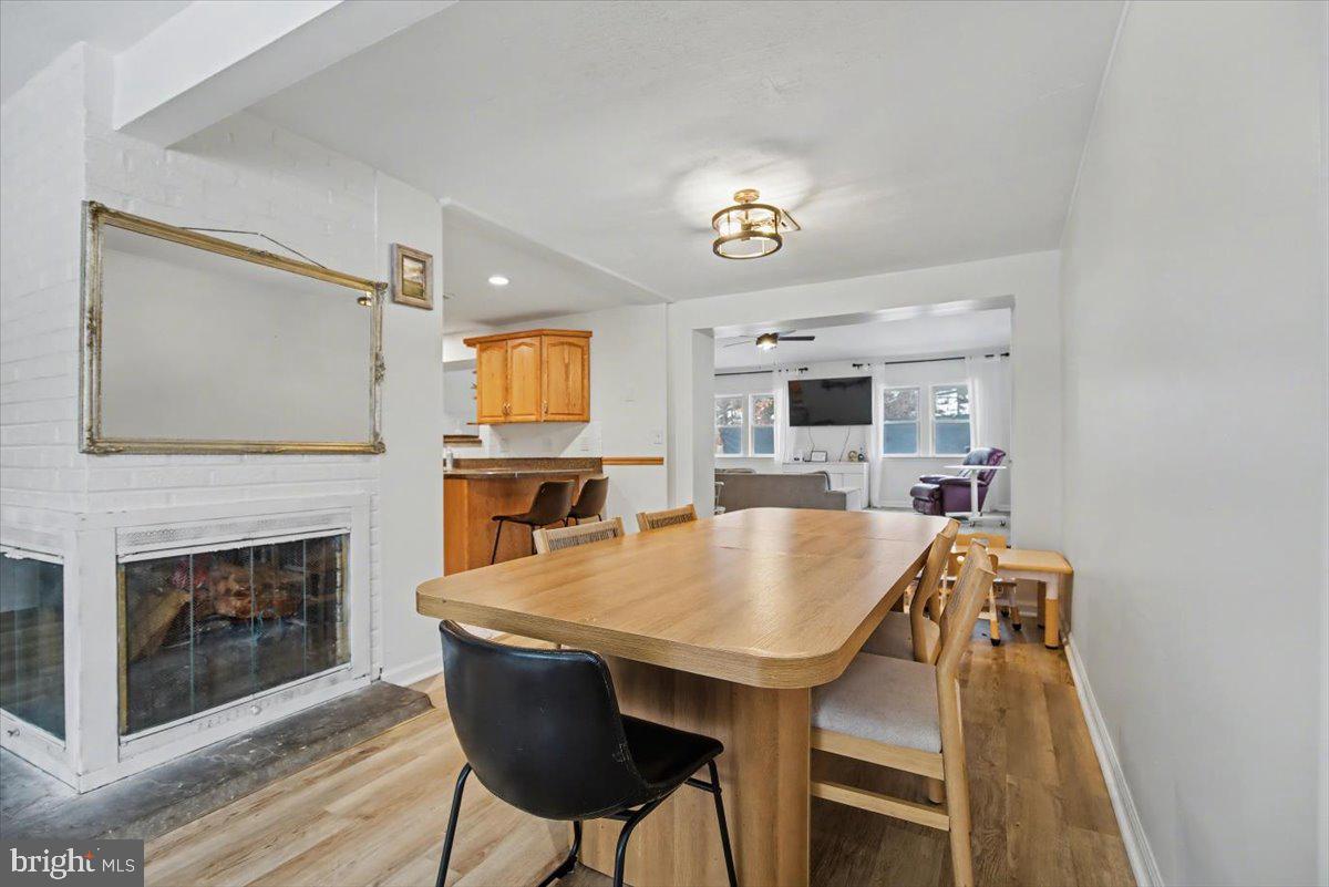 SCHOOL SIDE MANOR - Residential